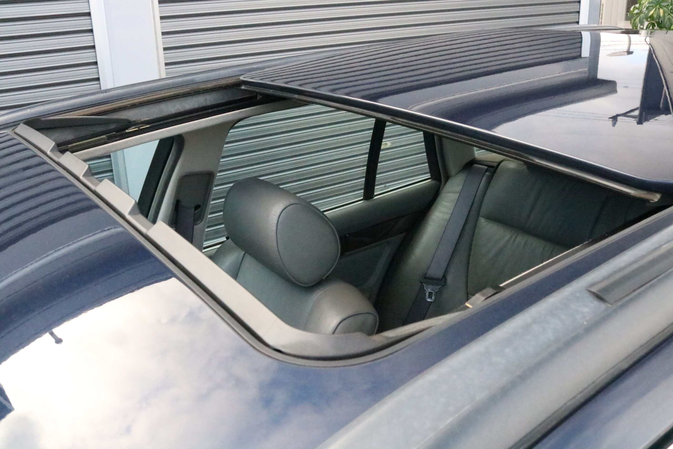 1995 BMW Touring 540i — Photo 7 / 24