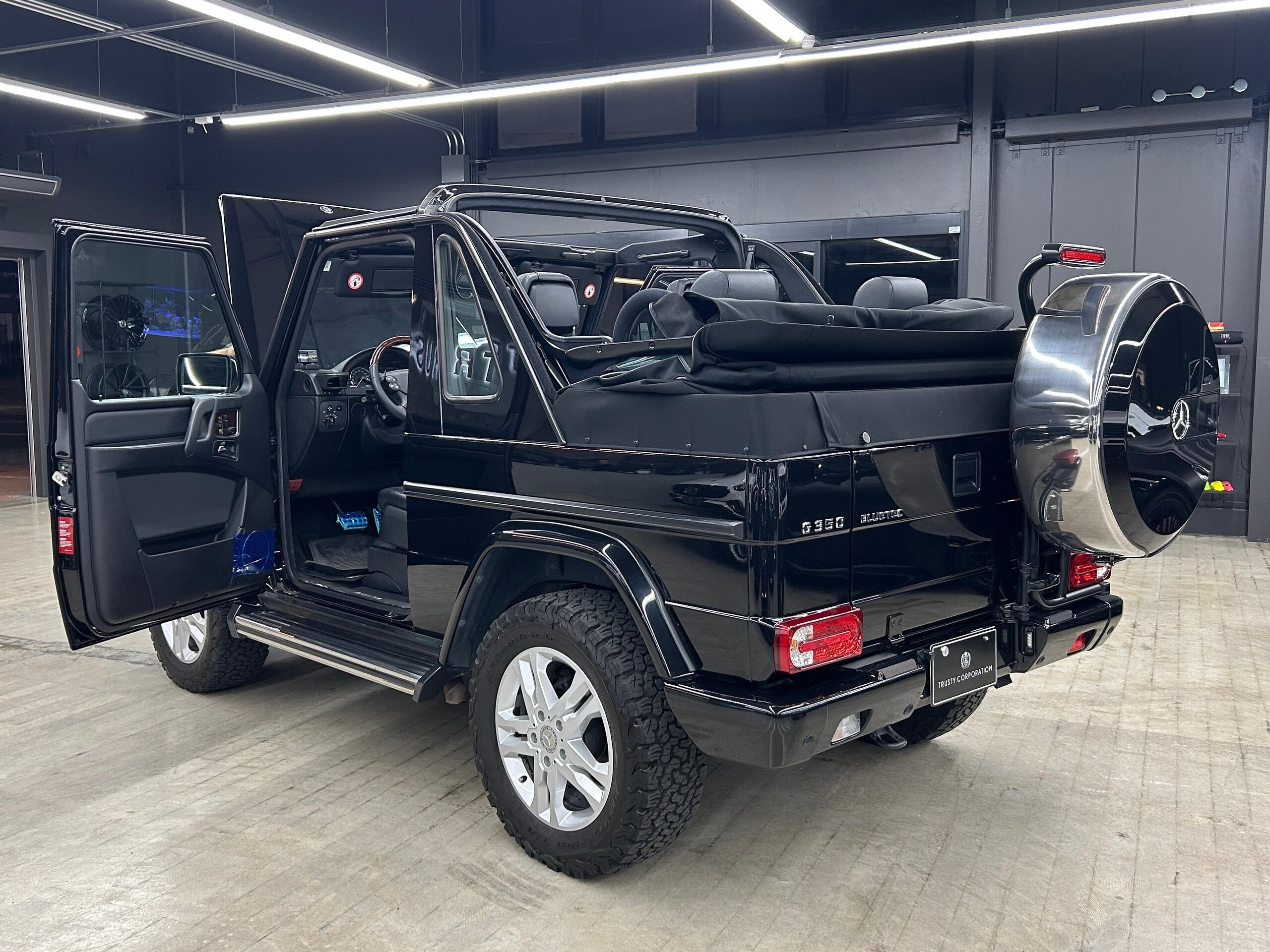 2012 Mercedes Benz G350 Cabriolet — Photo 6 / 18