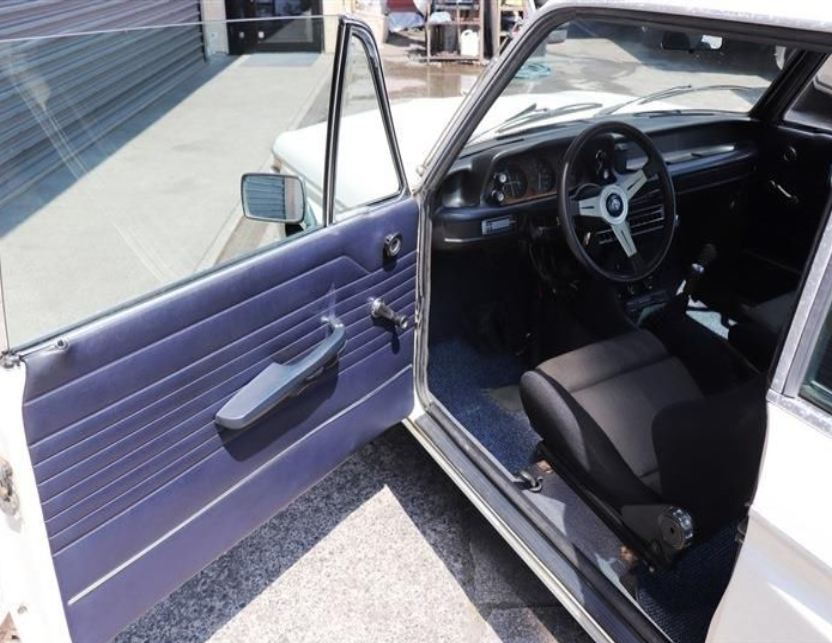 1980 BMW 2002tii — Photo 15 / 19