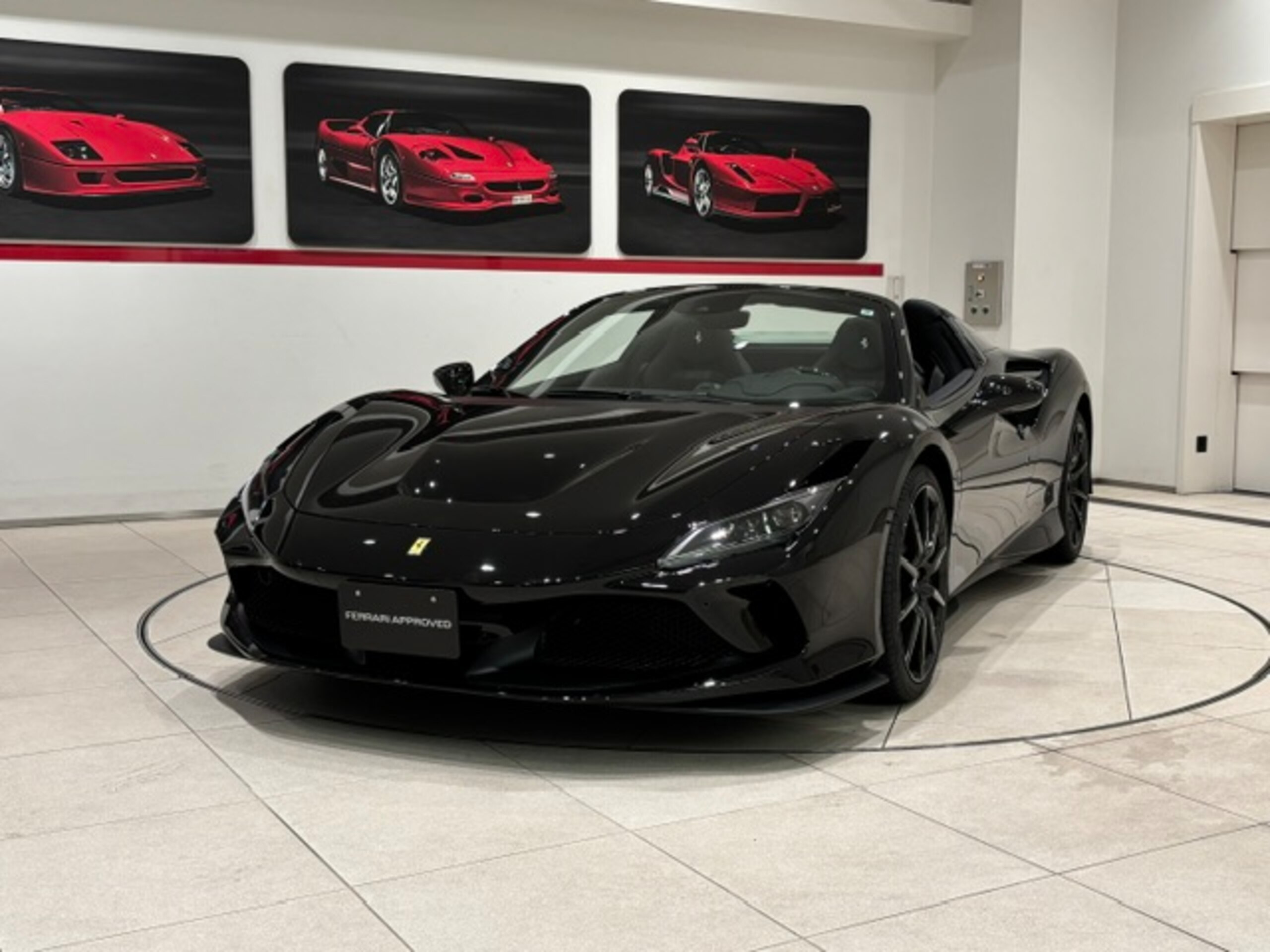 2022 Ferrari F8 Spider — Photo 11 / 26