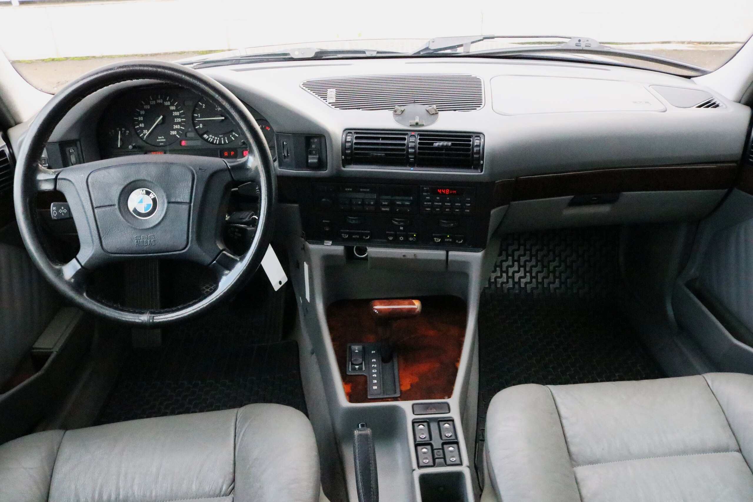1995 BMW Touring 540i — Photo 8 / 24