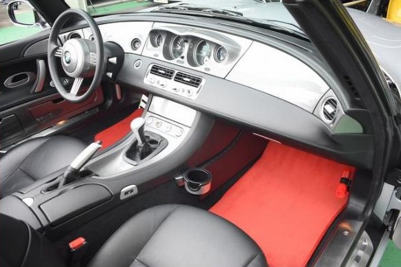 2000 BMW Z8 — Photo 17 / 25