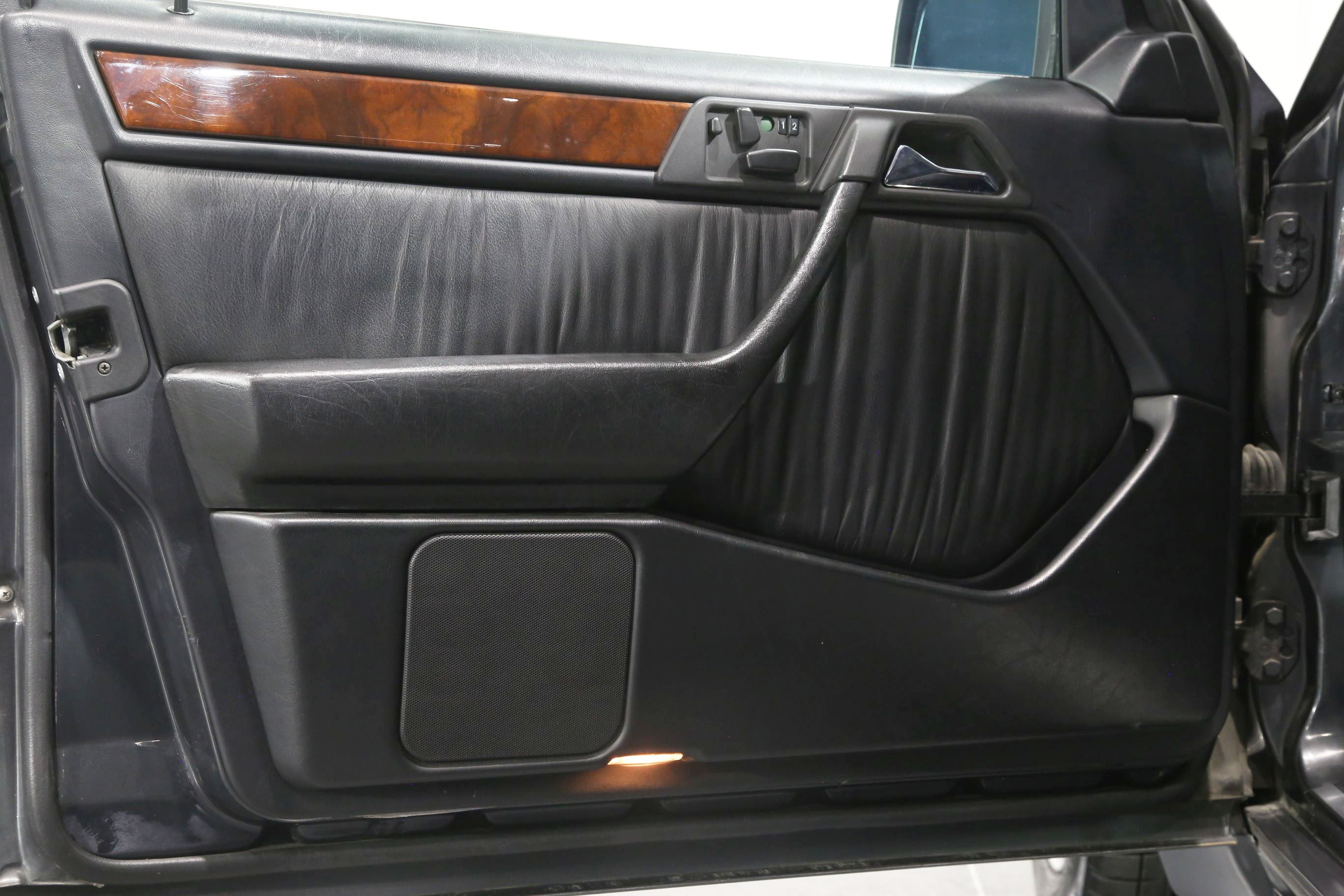 1992 Mercedes Benz 500E — Photo 9 / 22