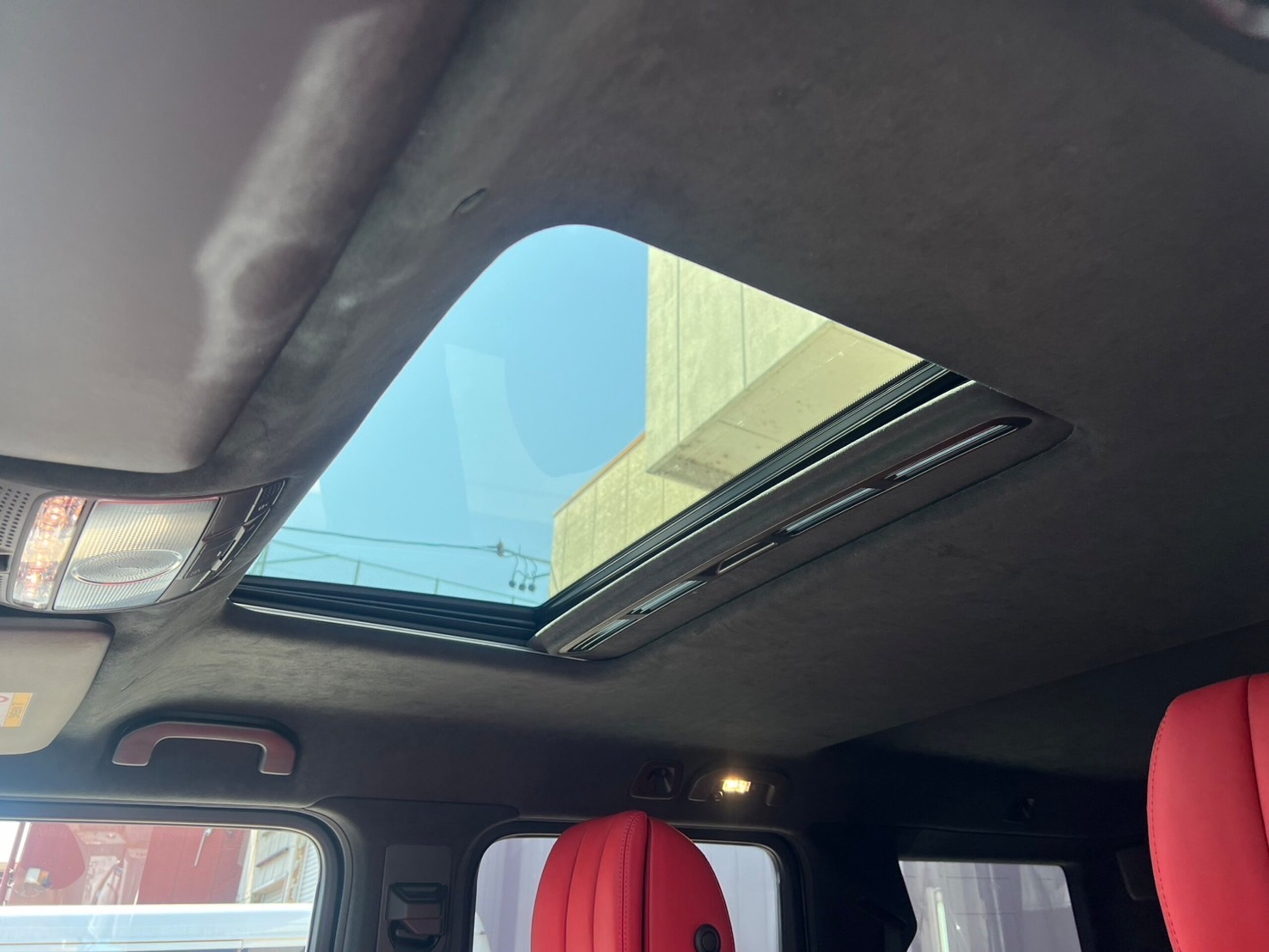 2019 Mercedes Benz G63 AMG — Photo 15 / 21