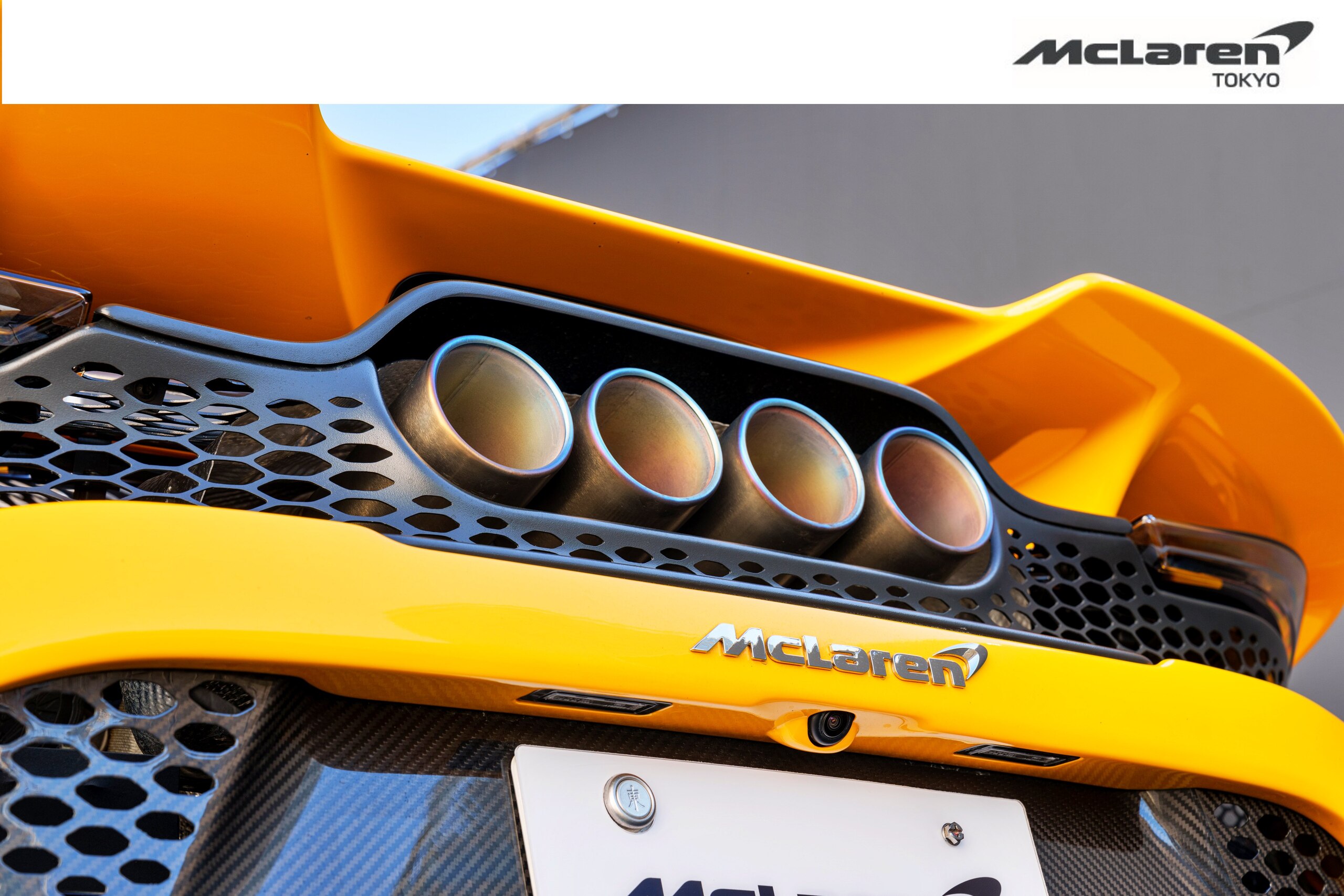 2021 McLaren 765LT — Photo 12 / 28