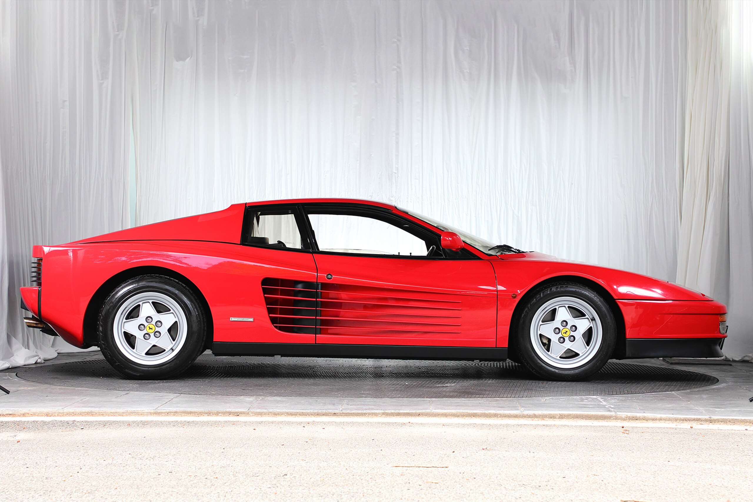 1991 Ferrari Testarossa — Photo 13 / 63