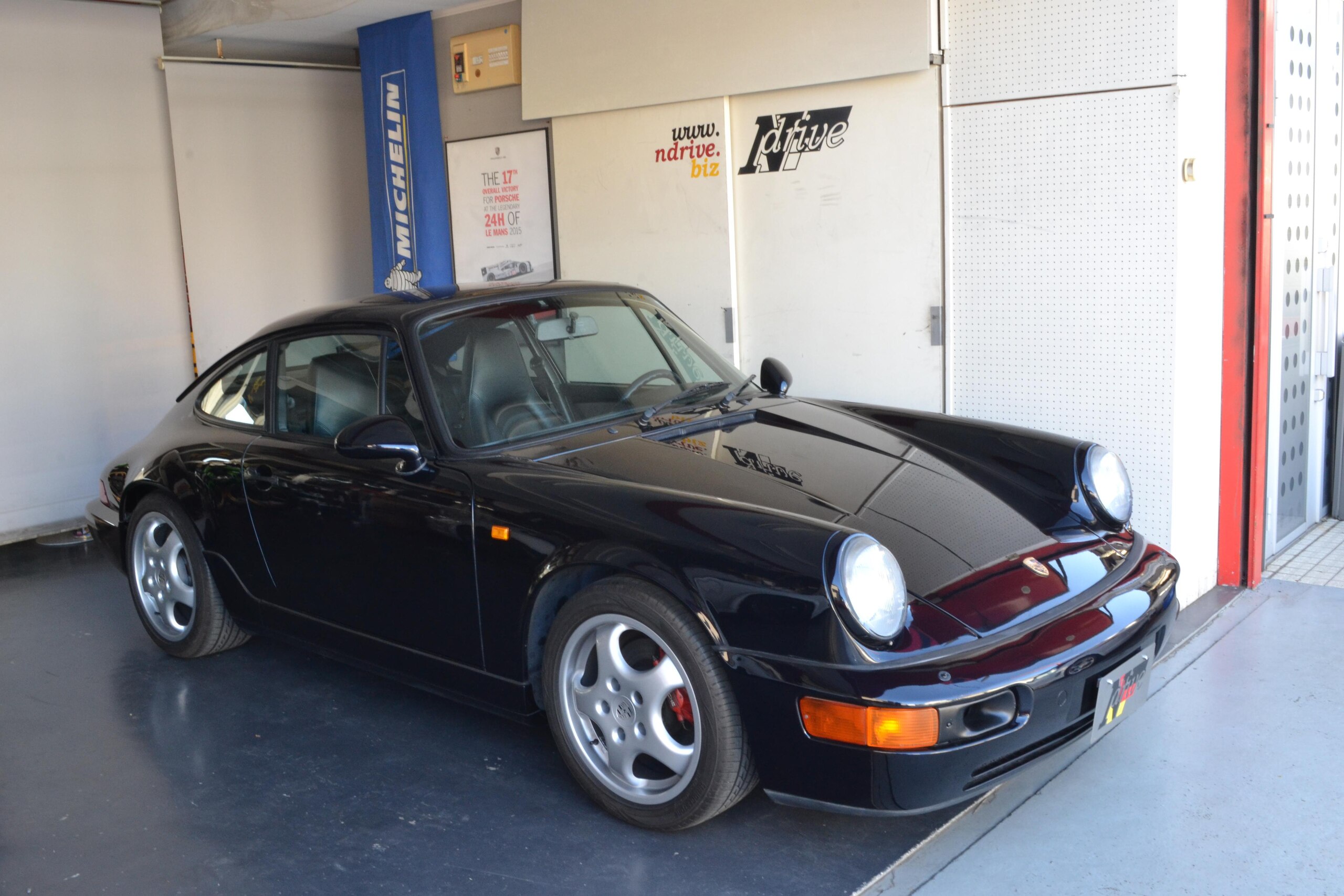 1990 Porsche 911 Carrera 2 for sale in Japan