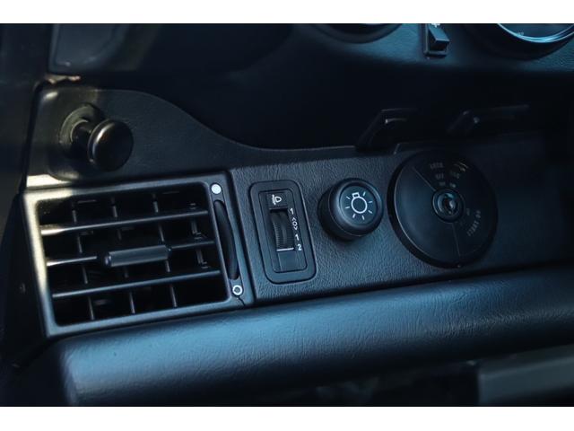 1991 Porsche 911 Carrera 2 — Photo 11 / 23