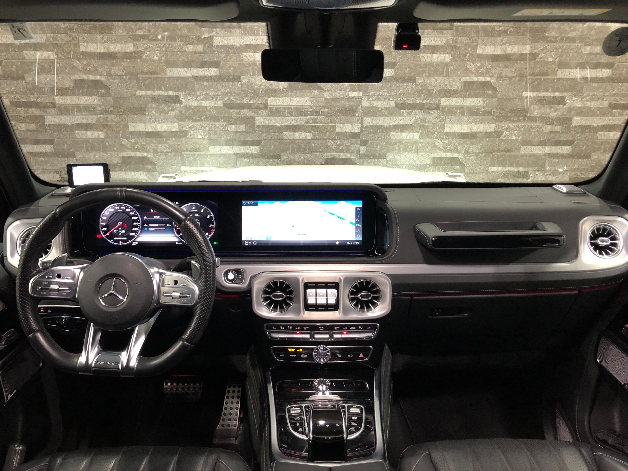 2019 Mercedes Benz G63 AMG — Photo 6 / 21