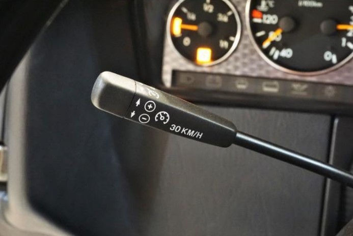 1997 Mercedes Benz S600L — Photo 23 / 29