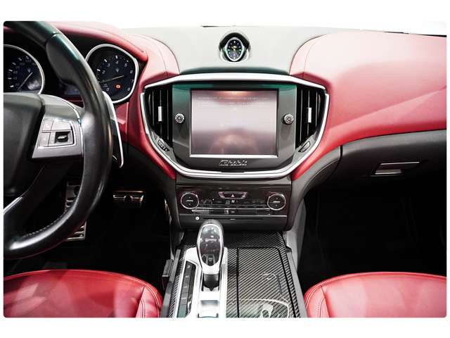 2015 Maserati Ghibli S Q4 — Photo 20 / 31