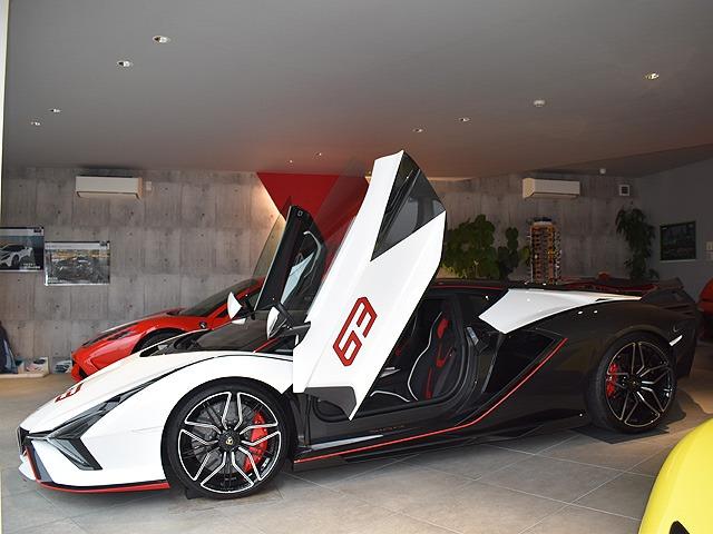 2021 Lamborghini SIÁN FKP 37 — Photo 8 / 24