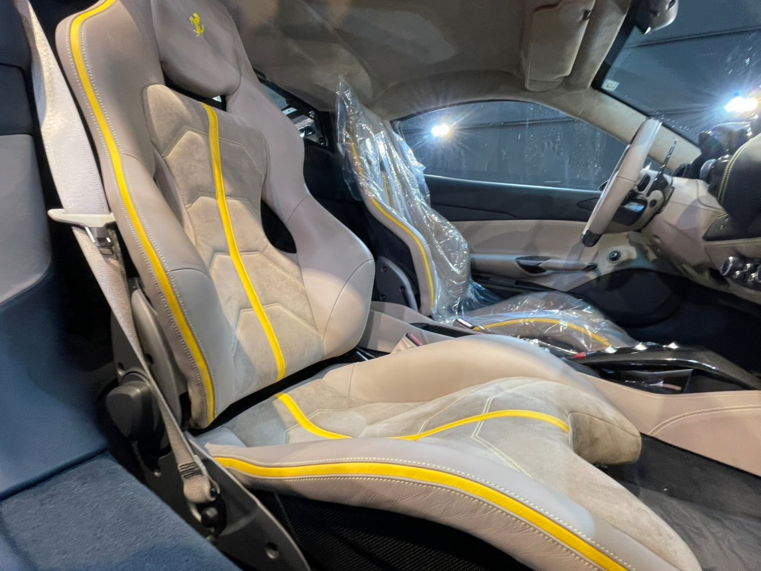 2018 Ferrari 488GTB — Photo 9 / 13