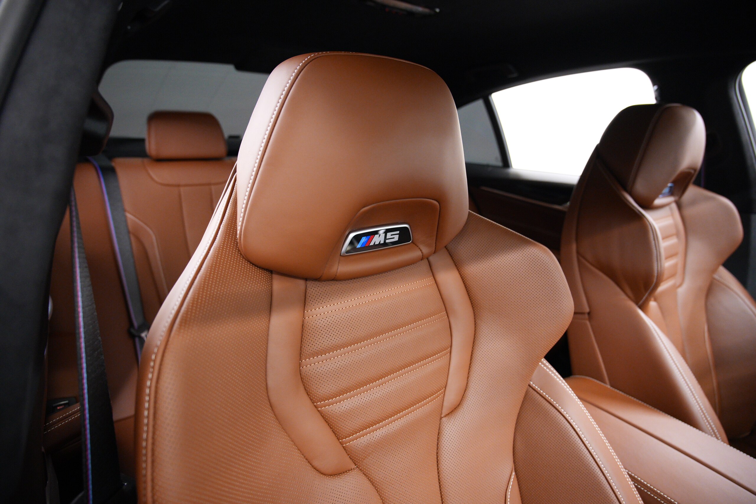 2023 BMW M5 Competition — Photo 7 / 53