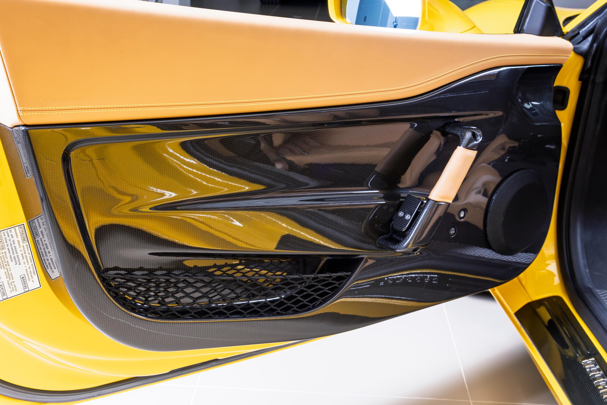 2015 Ferrari 458 Speciale — Photo 14 / 24