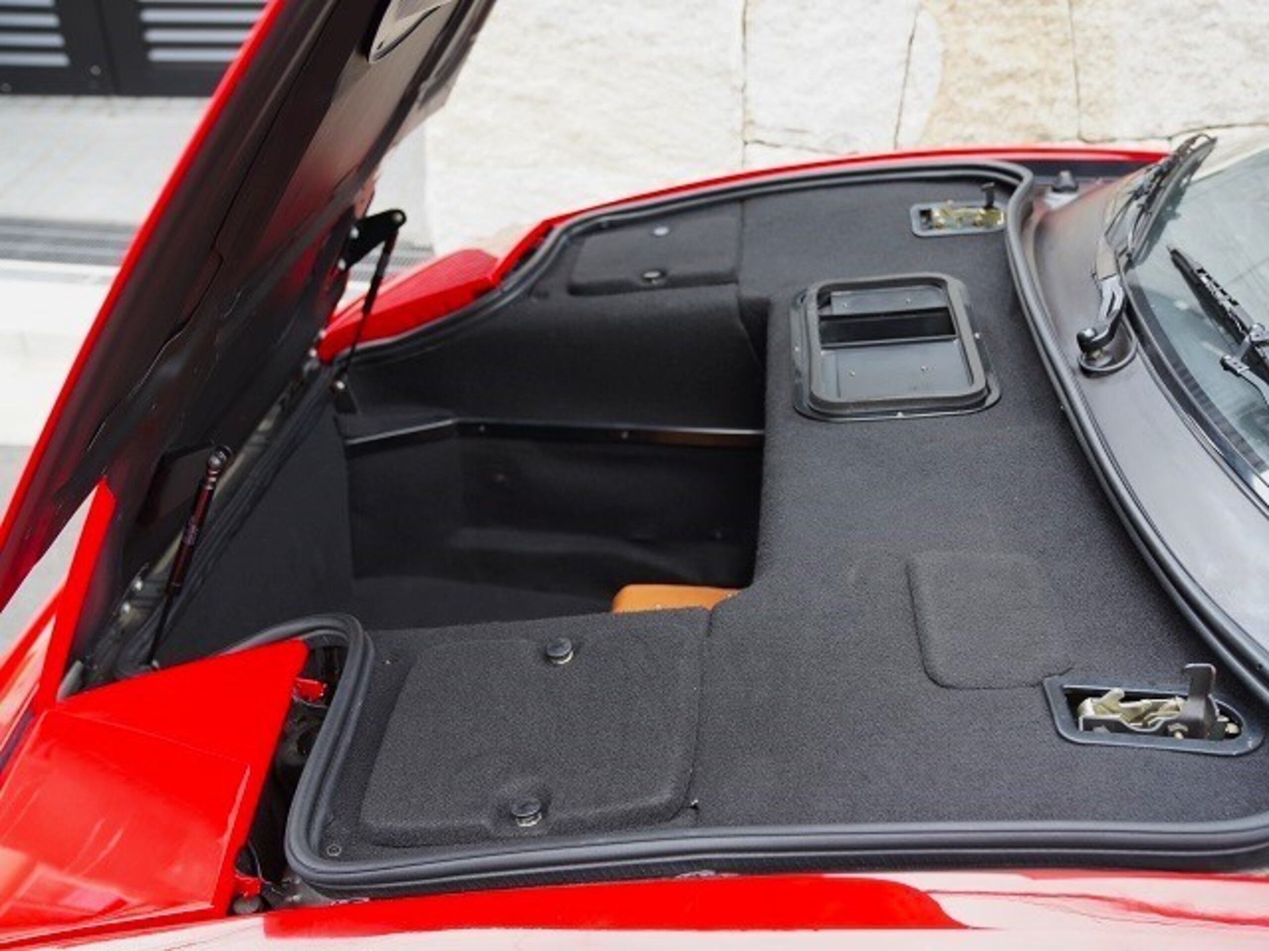 1996 Ferrari F355 Berlinetta — Photo 16 / 16