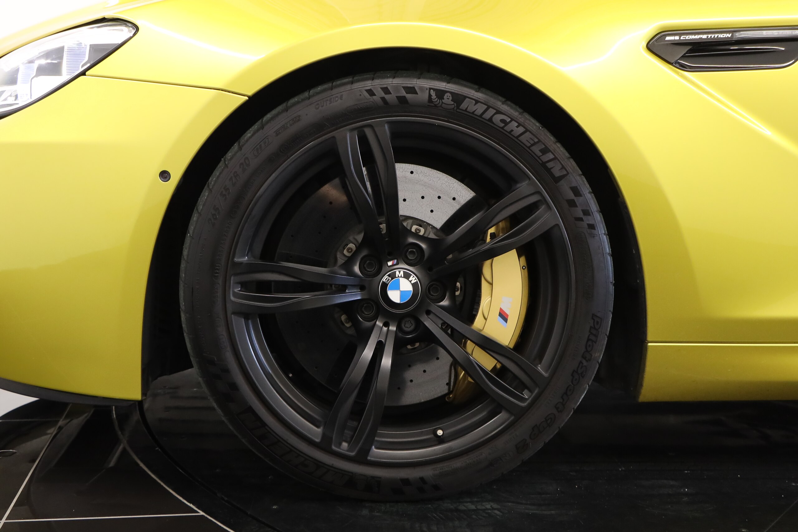 2016 BMW M6 Competition — Photo 26 / 28