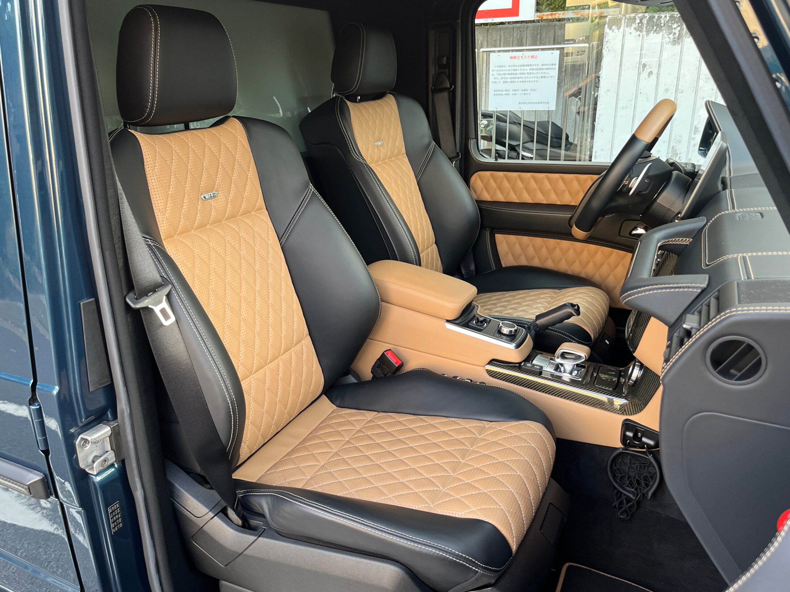 2018 Mercedes Benz Maybach G650 Landaulet — Photo 16 / 22