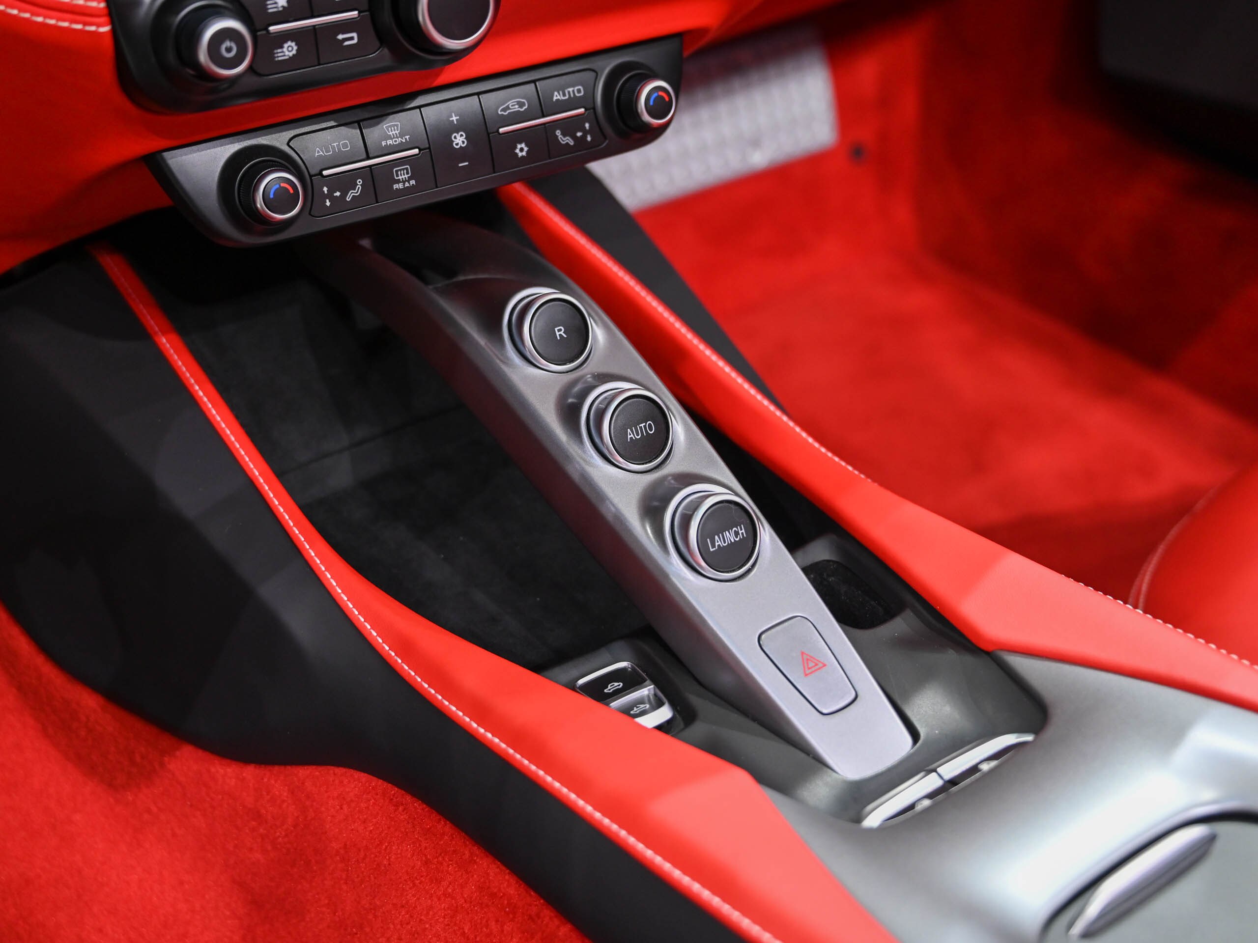 2019 Ferrari Portofino — Photo 12 / 16