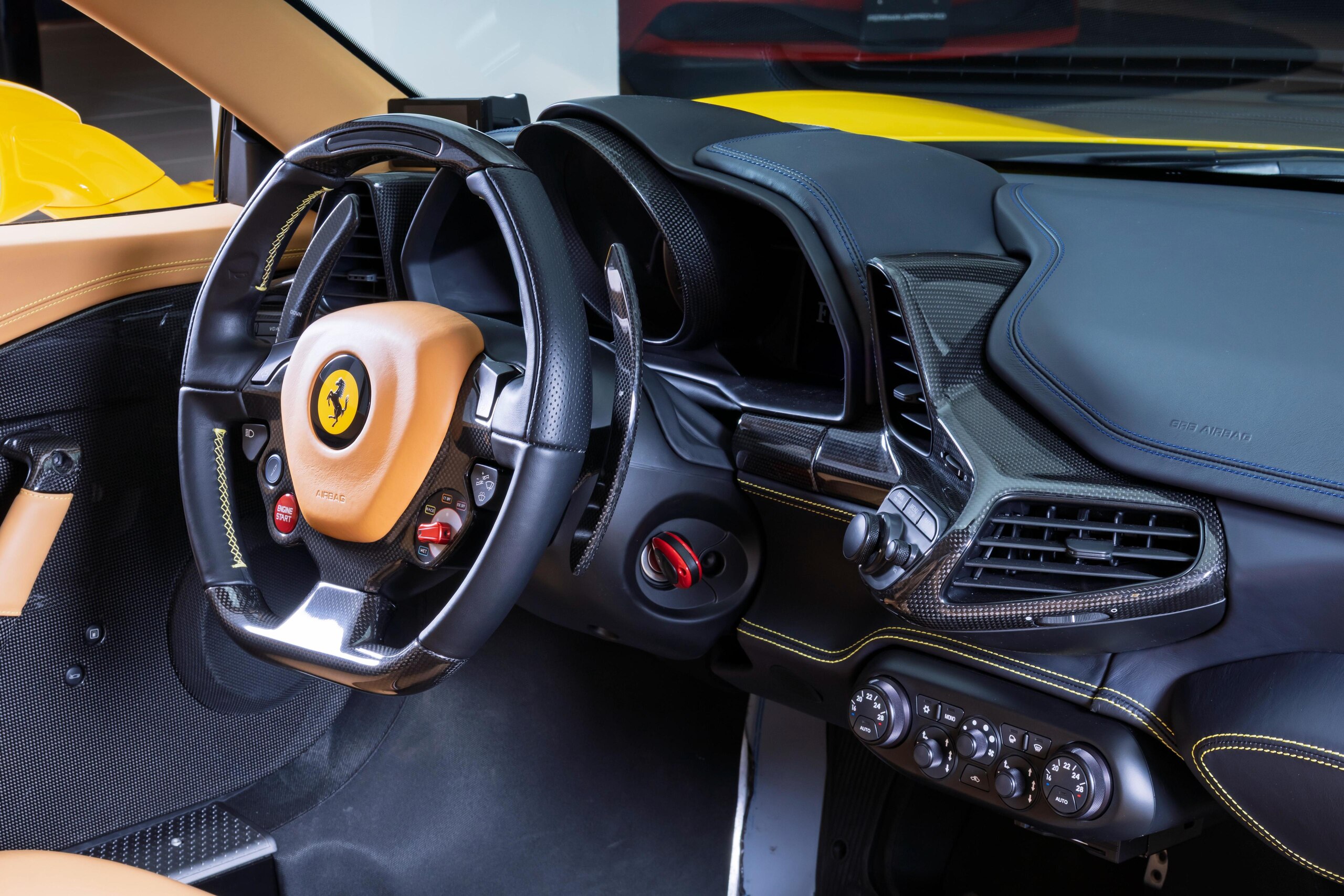 2015 Ferrari 458 Speciale — Photo 18 / 24