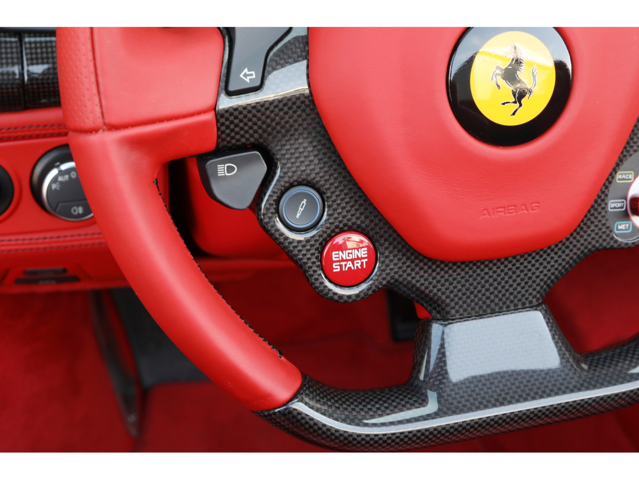 2014 Ferrari 458 Spider — Photo 51 / 57