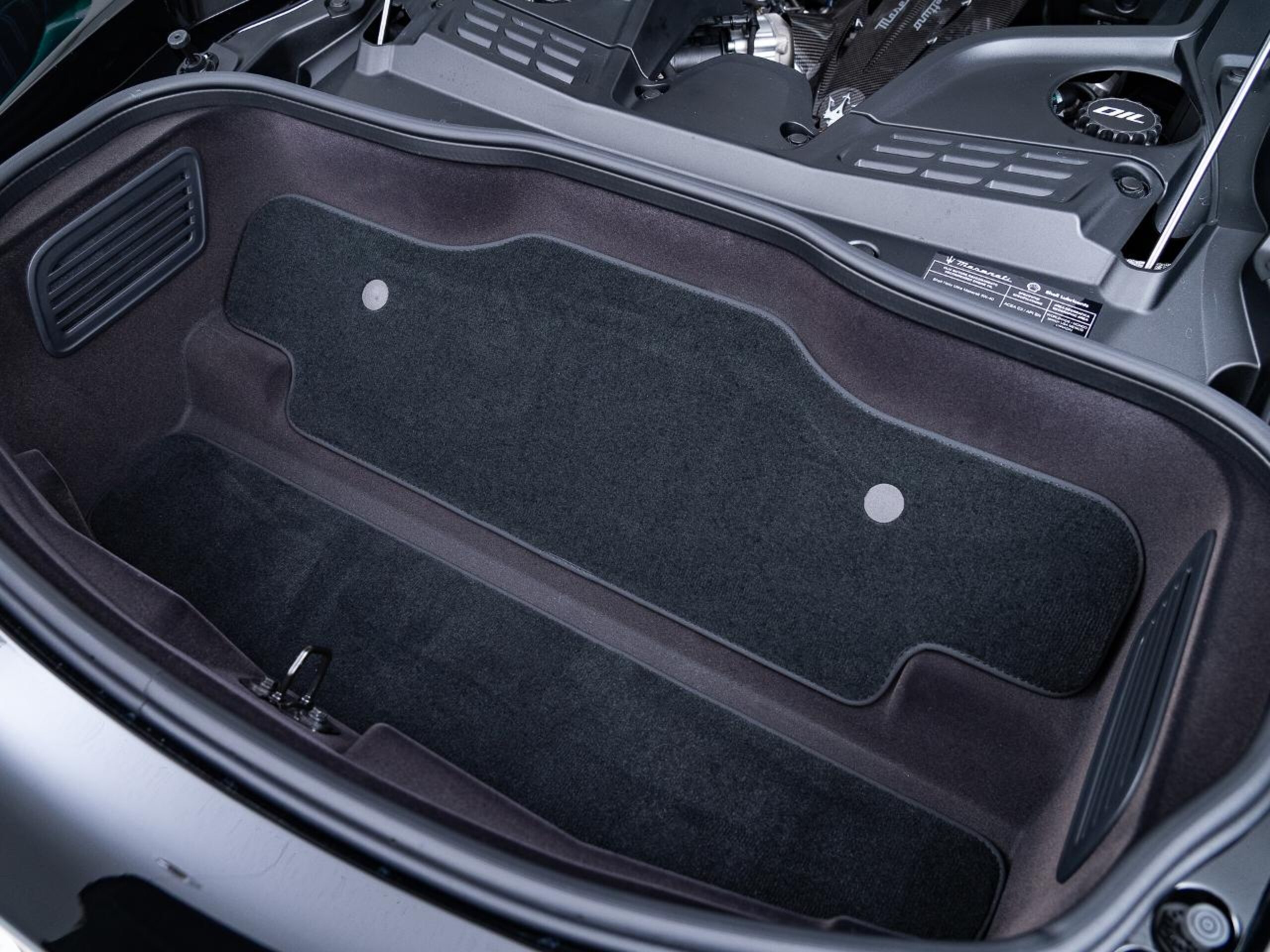 2023 Maserati MC20 — Photo 13 / 13