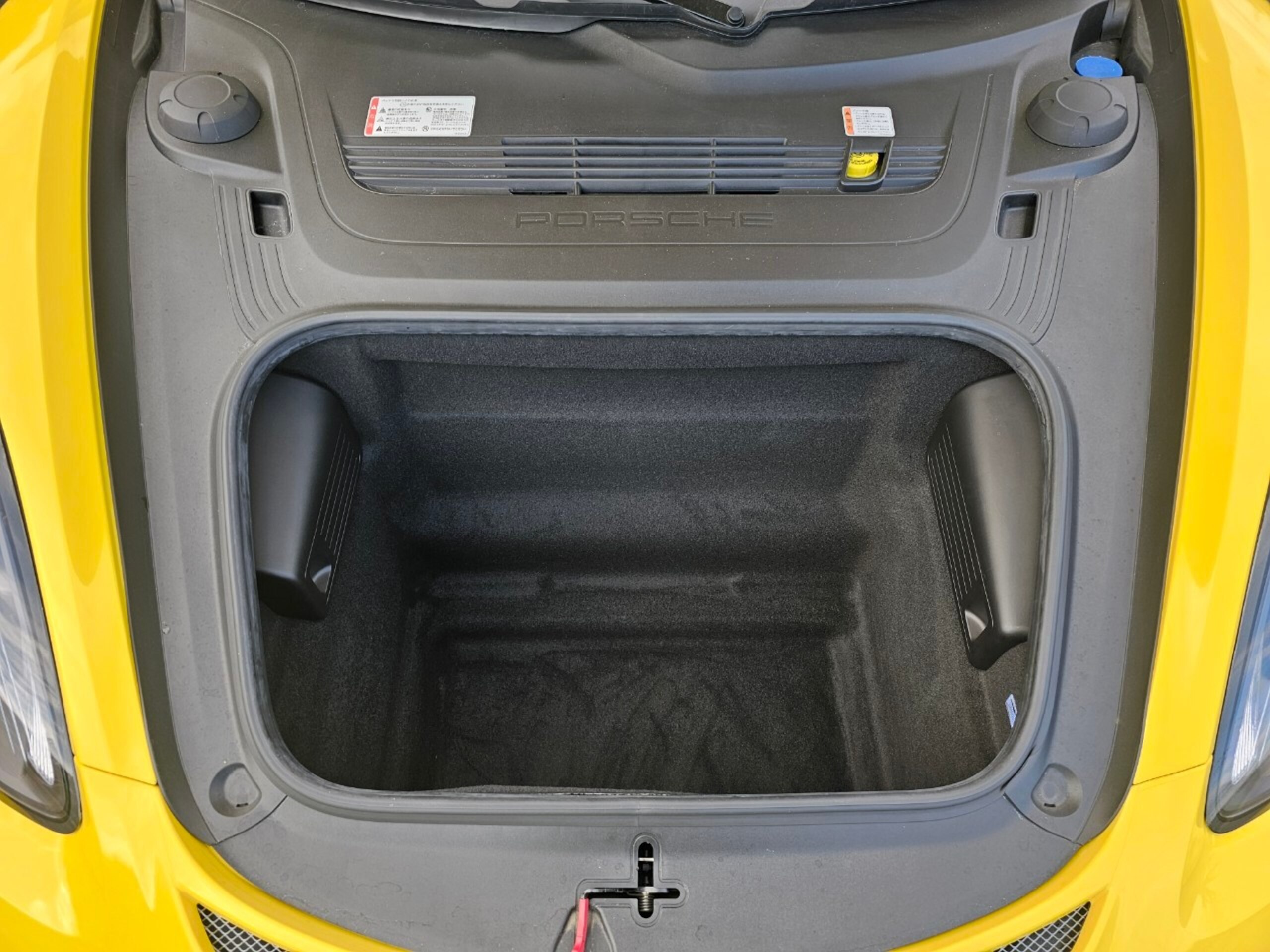 2015 Porsche Cayman GT4 — Photo 20 / 20