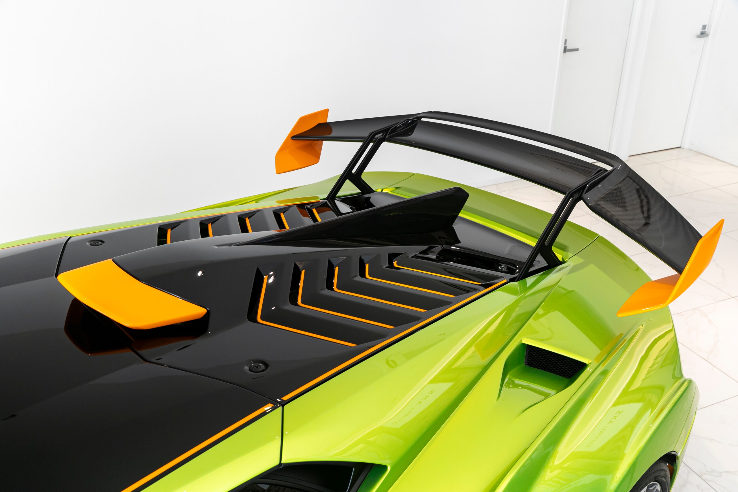 2023 Lamborghini Huracán STO — Photo 9 / 27