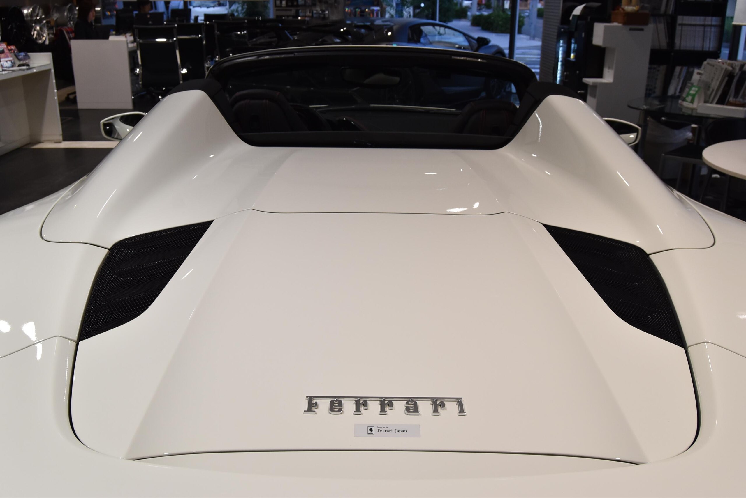 2017 Ferrari 488 Spider — Photo 25 / 35
