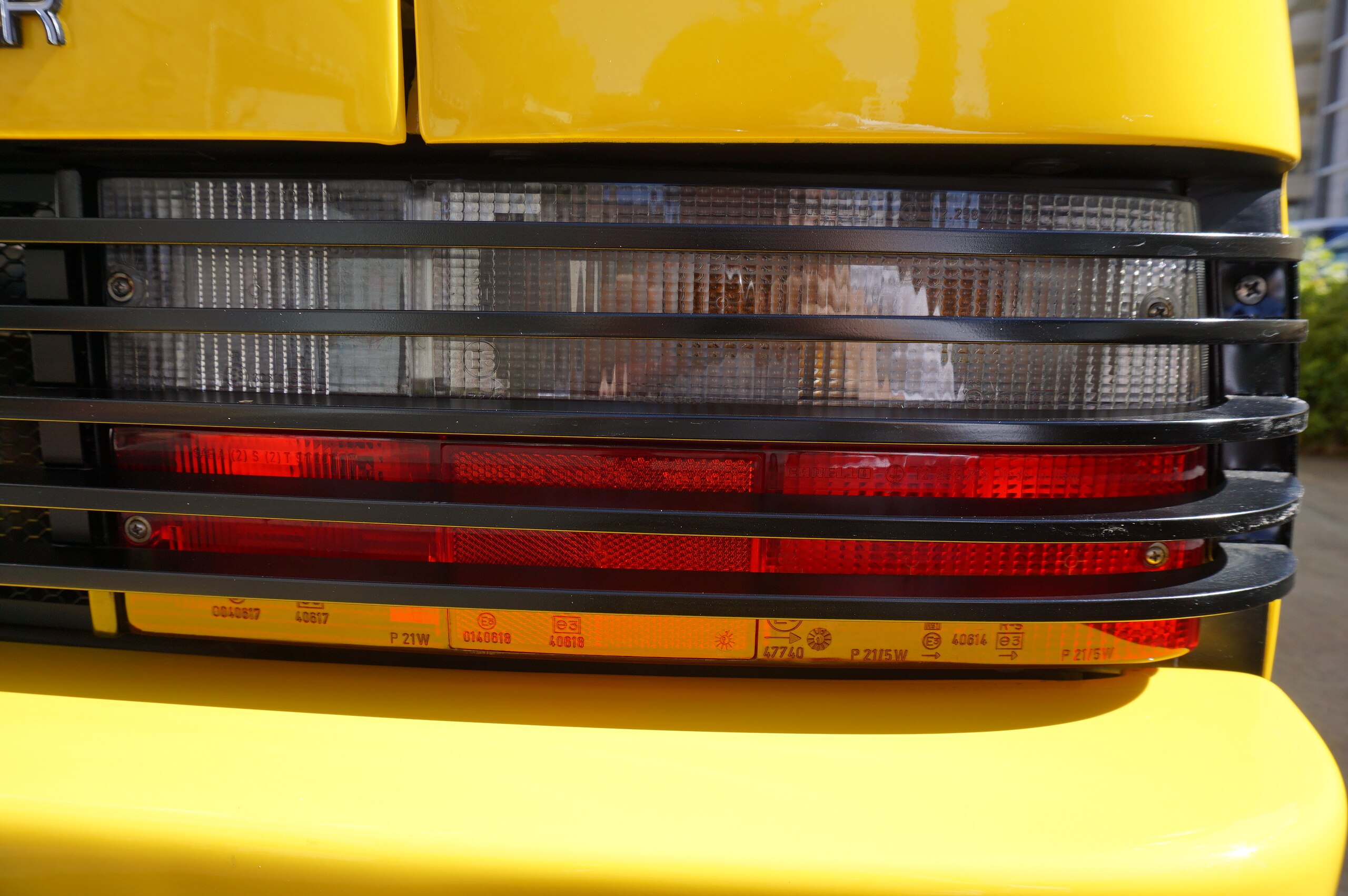 1993 Ferrari 512TR — Photo 13 / 16