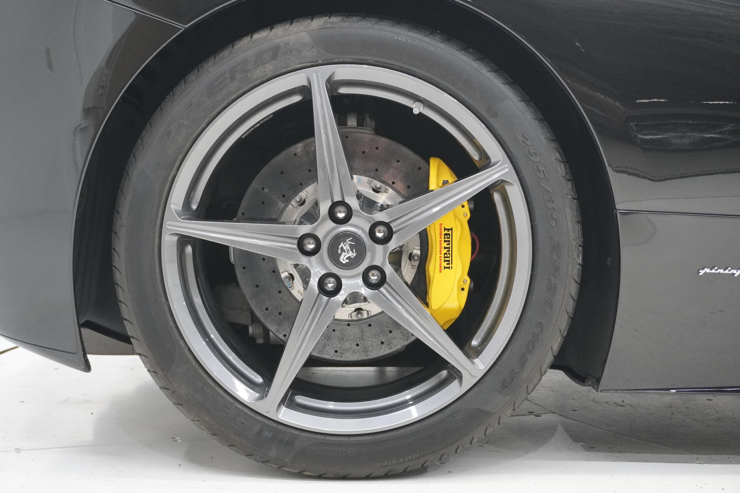 2013 Ferrari 458 Italia F1 DCT — Photo 15 / 17