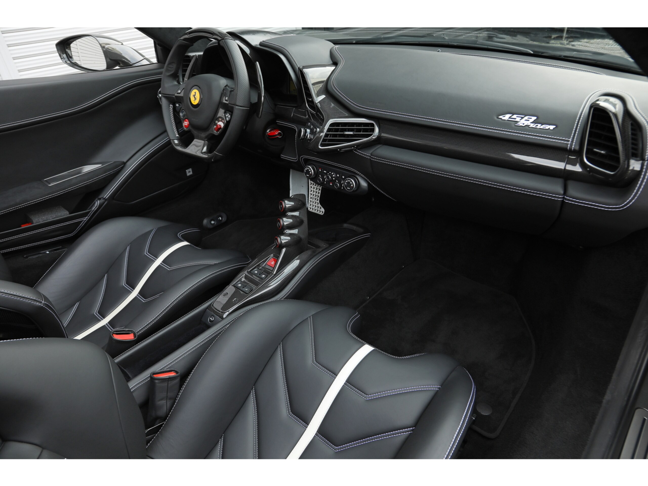 2014 Ferrari 458 Spider — Photo 18 / 21