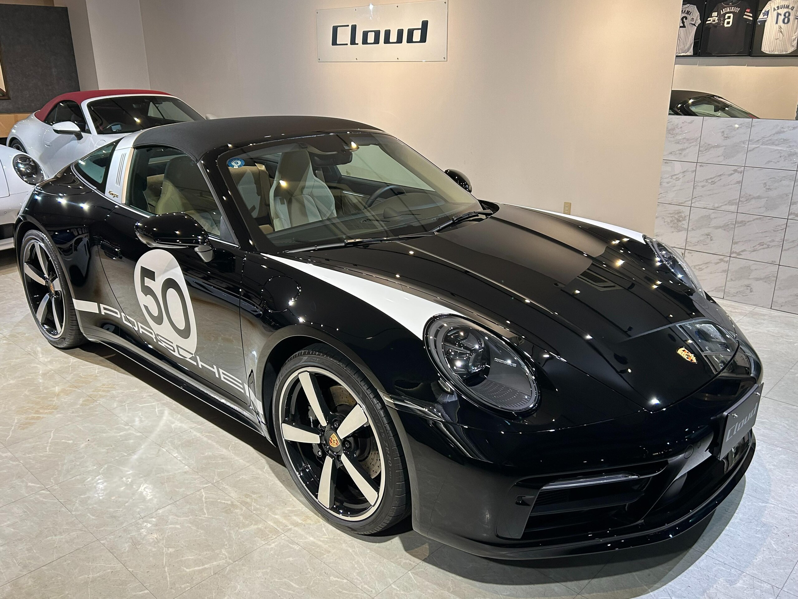 2020 Porsche 911 Targa 4S — Photo 18 / 78