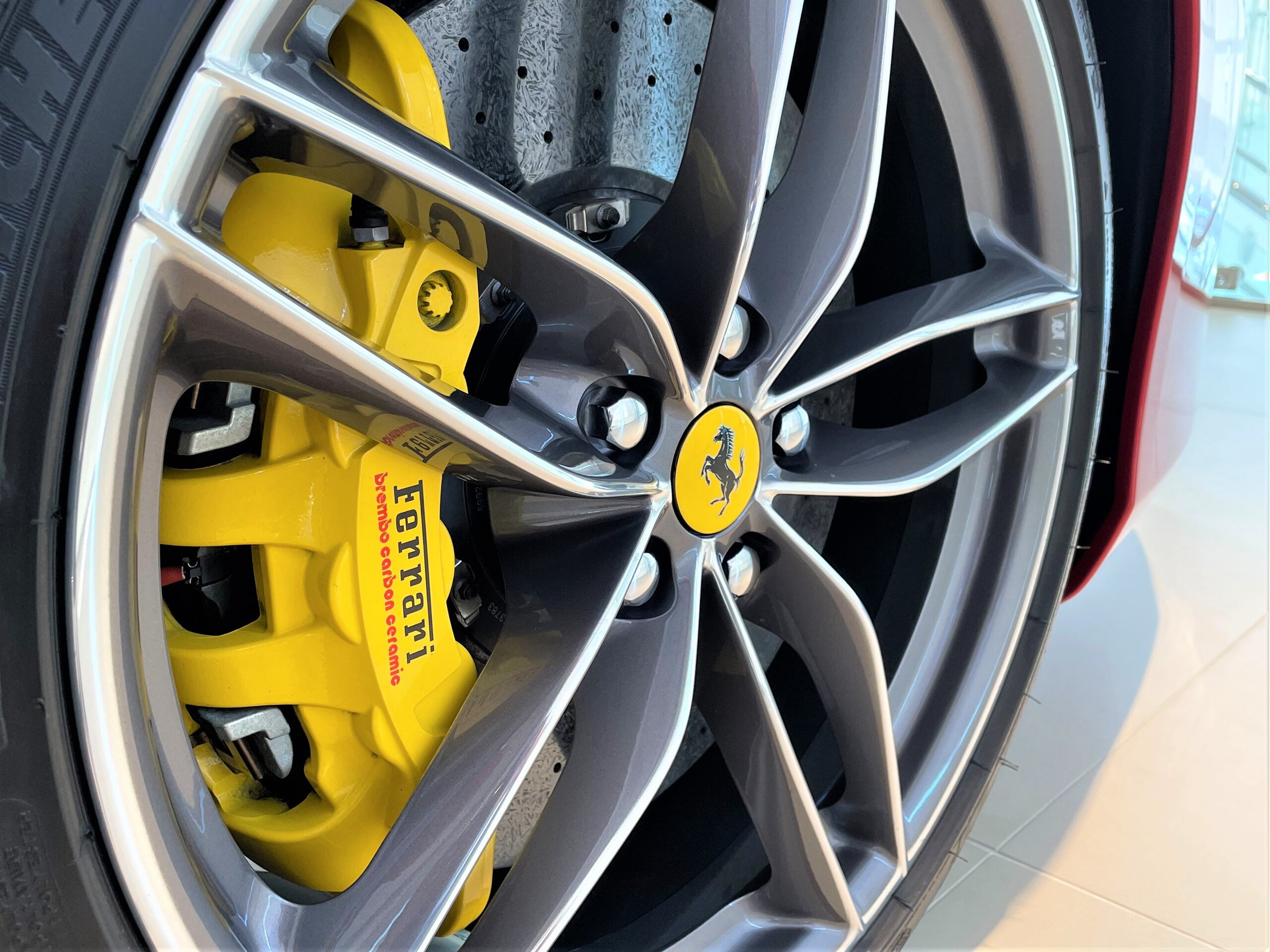 2018 Ferrari 488 Spider — Photo 23 / 29