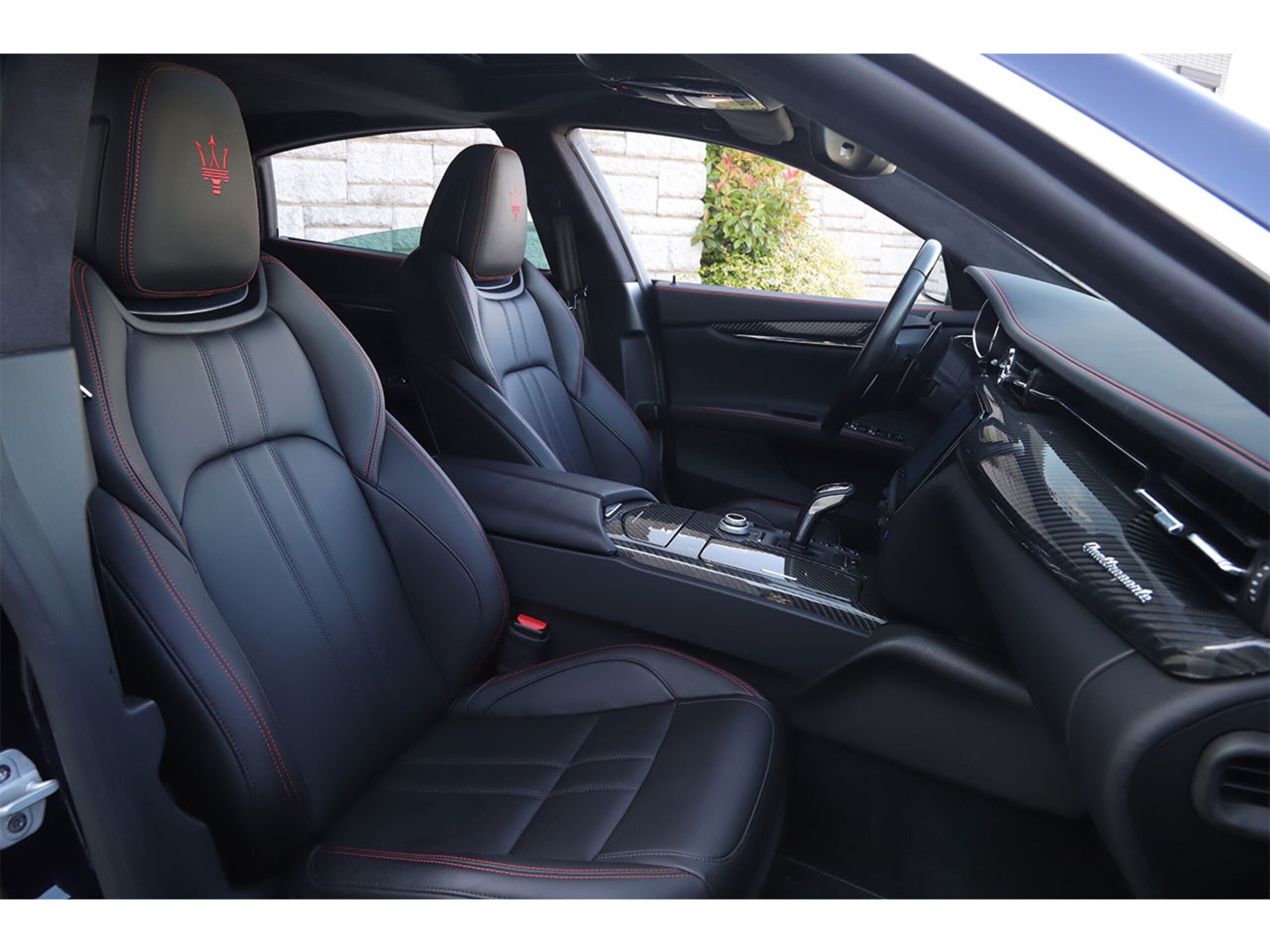 2019 Maserati Quattroporte SQ4 — Photo 14 / 19