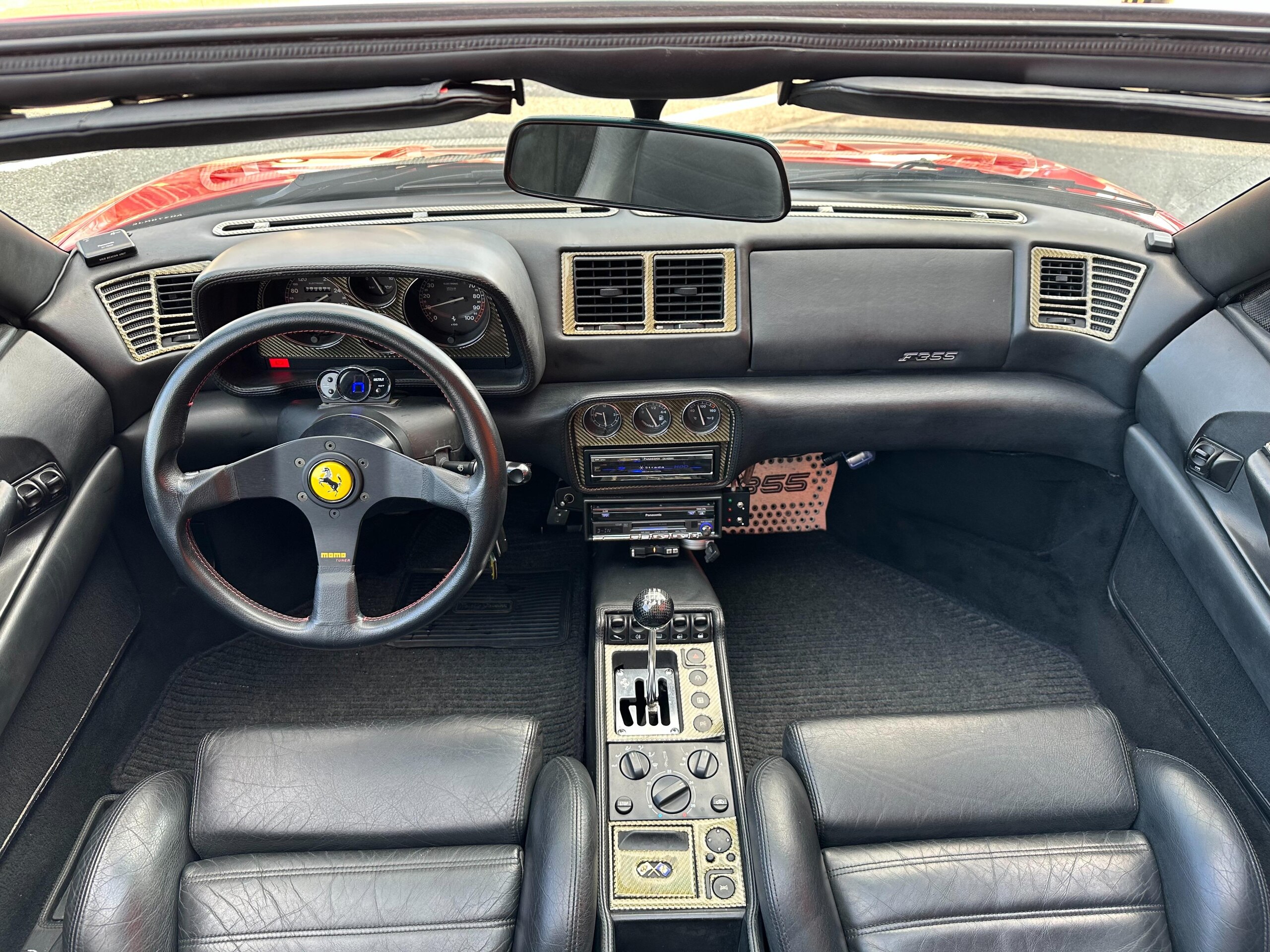 1995 Ferrari F355 GTS — Photo 18 / 44