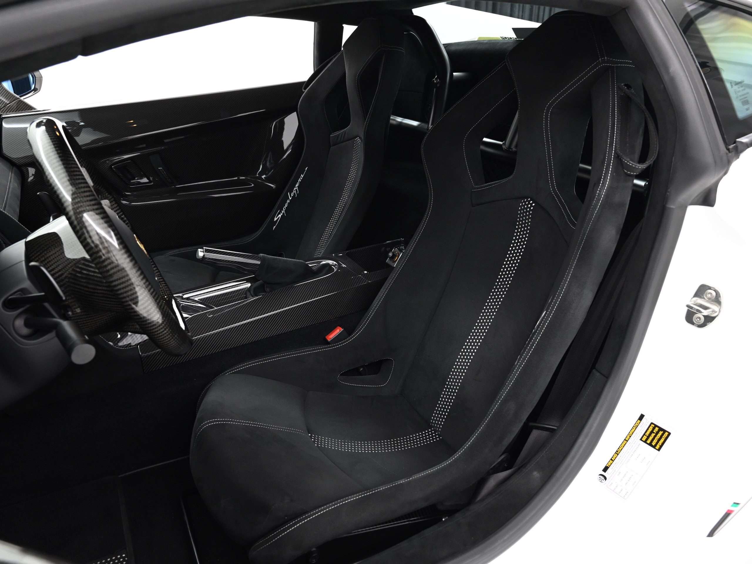 2011 Lamborghini Gallardo LP570-4 Superleggera — Photo 8 / 24