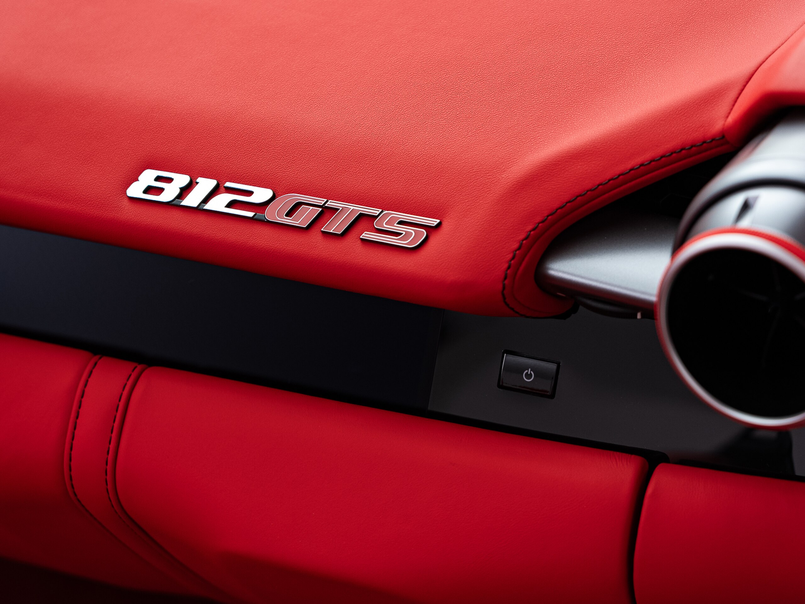 2021 Ferrari 812GTS — Photo 37 / 55