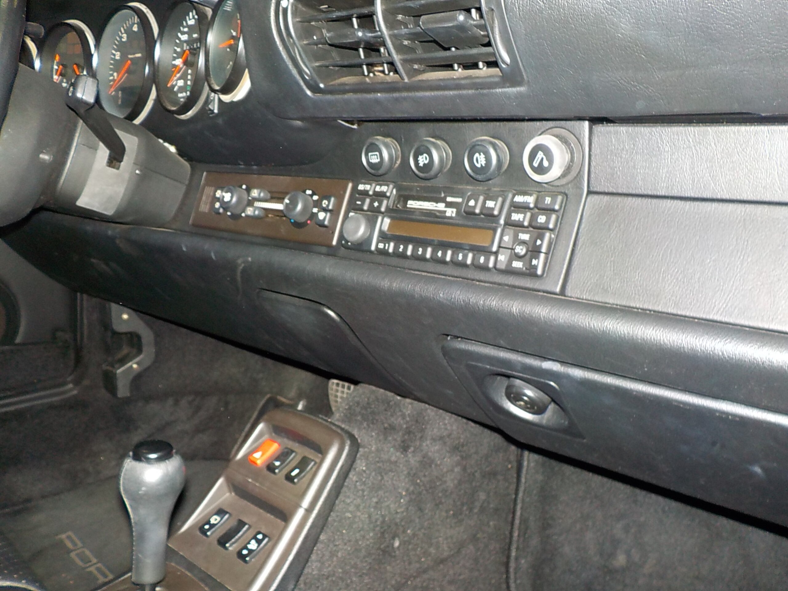 1997 Porsche 911 Carrera — Photo 9 / 15