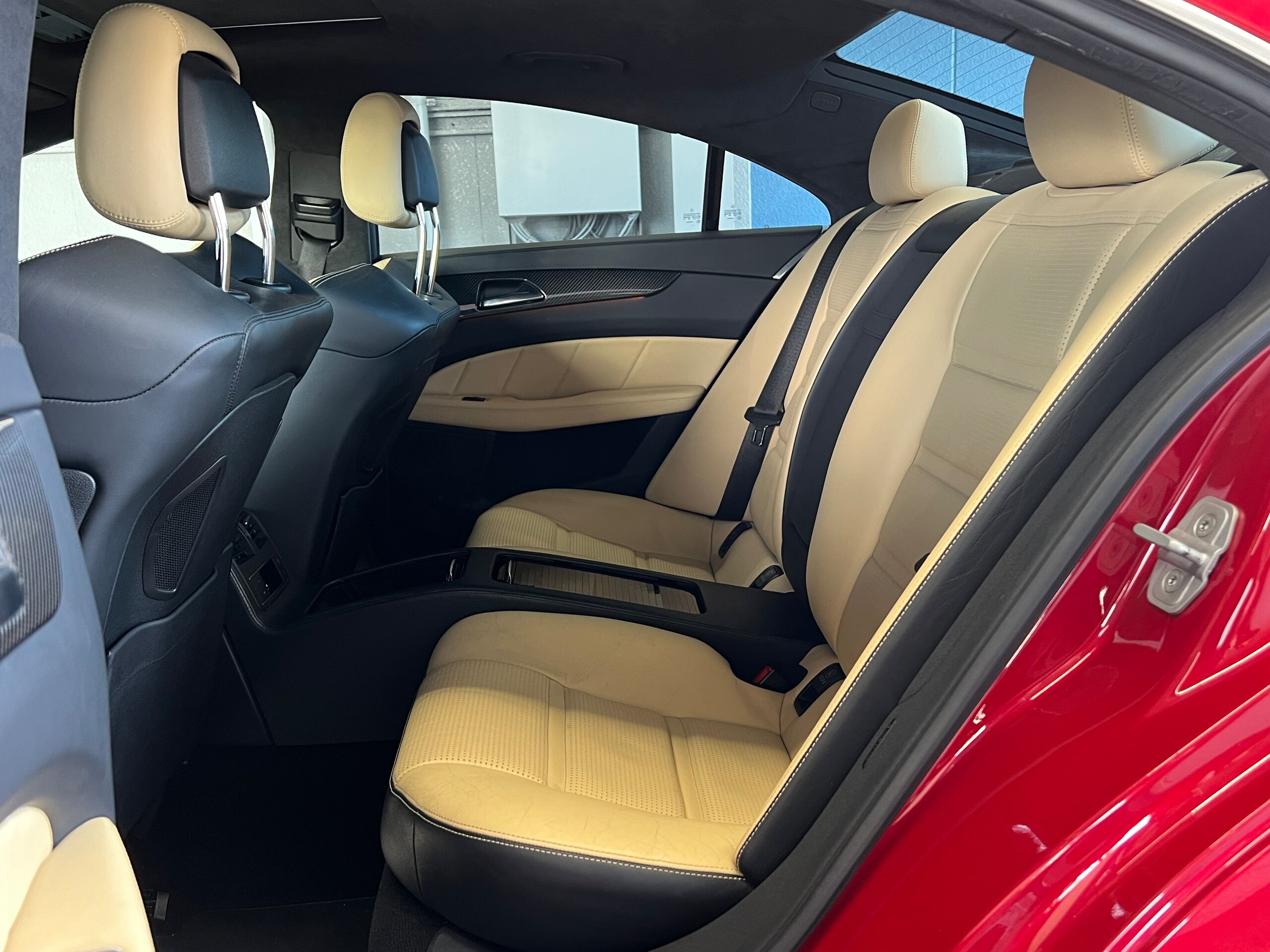 2012 Mercedes Benz CLS63 AMG — Photo 17 / 20