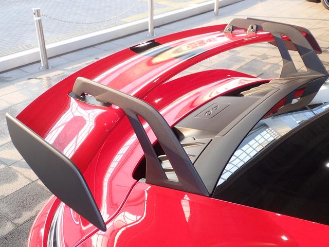 2024 Porsche 911 GT3 — Photo 19 / 21