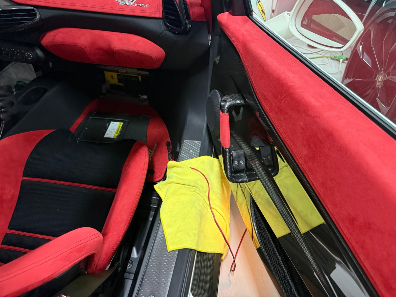 2015 Ferrari 458 Speciale — Photo 13 / 37