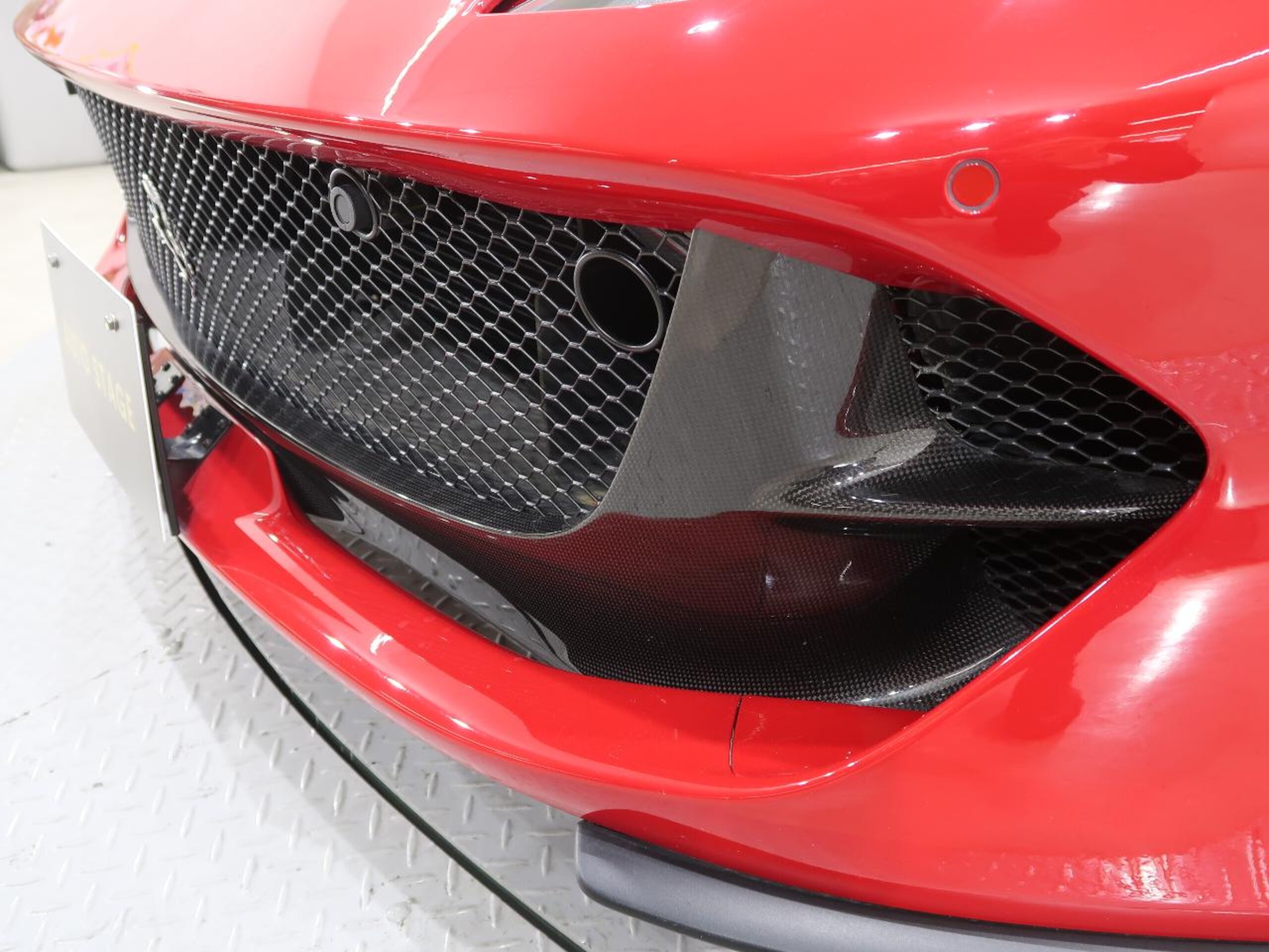 2018 Ferrari 812 Superfast — Photo 38 / 51