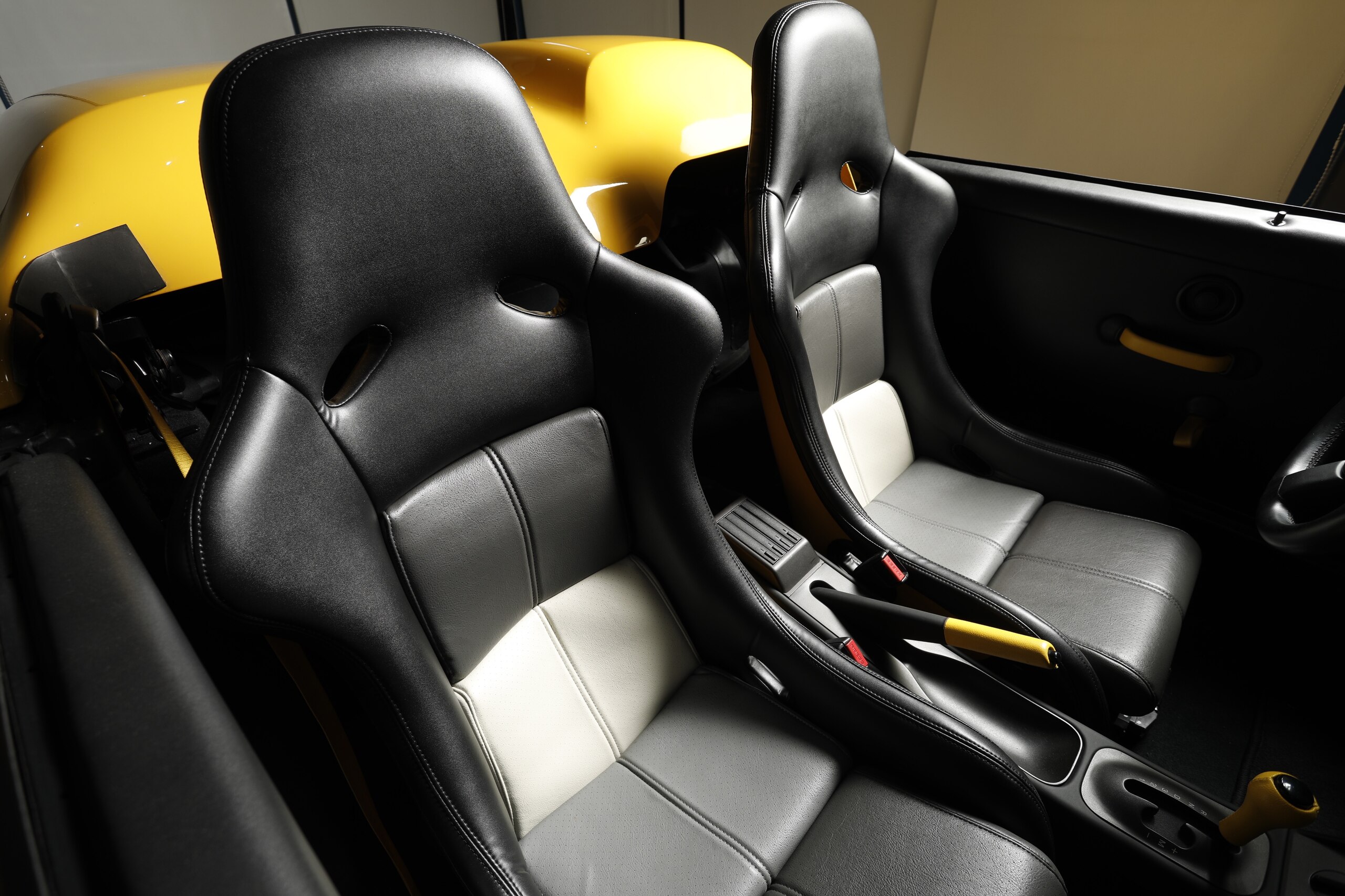 1993 Porsche 911 Speedster — Photo 12 / 16