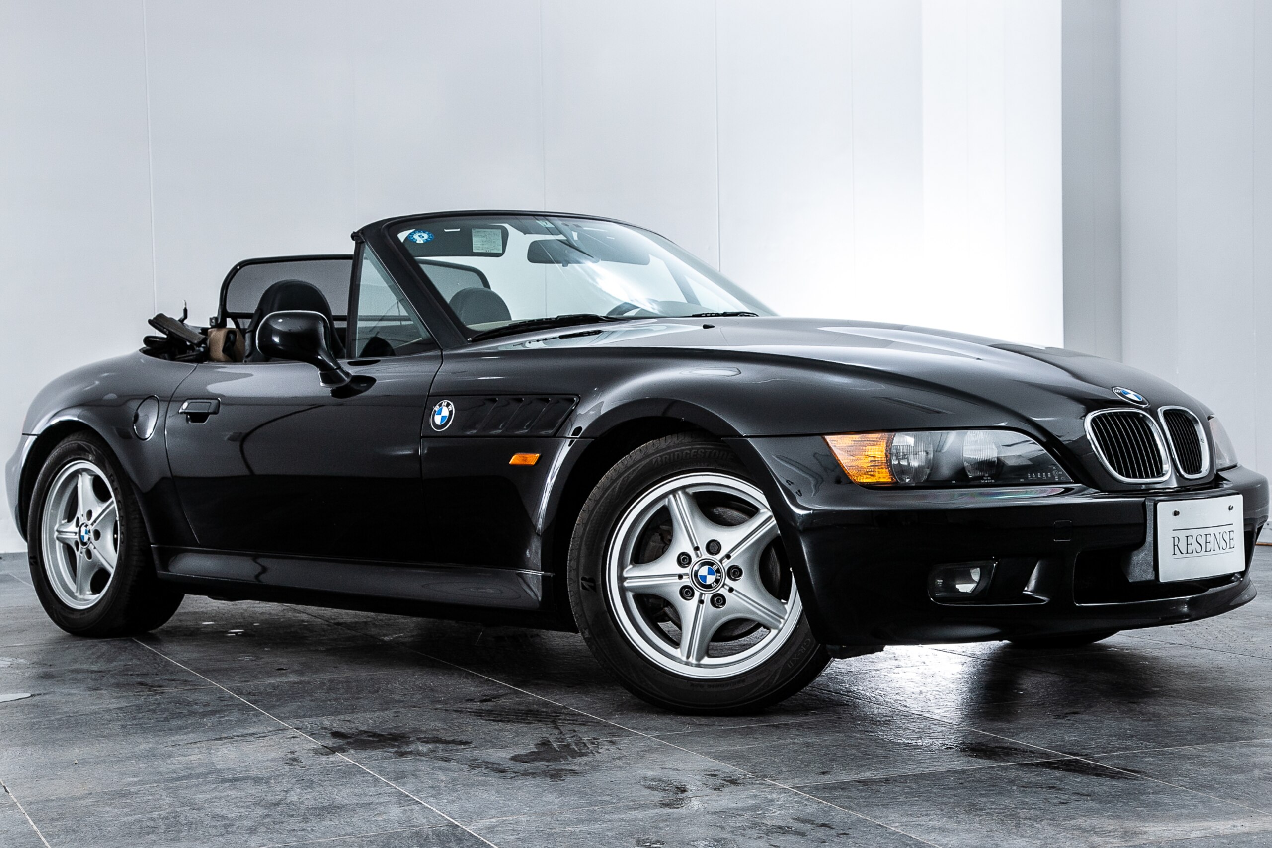 1996 BMW Z3 Roadster — Photo 9 / 26