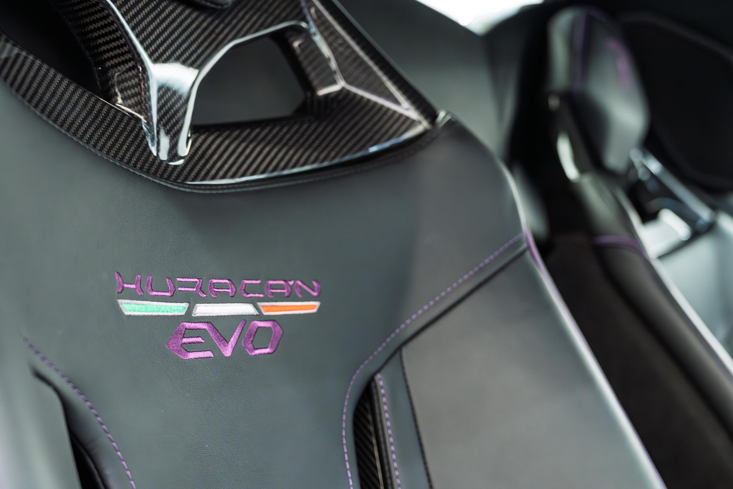 2021 Lamborghini Huracán EVO Spyder — Photo 24 / 33
