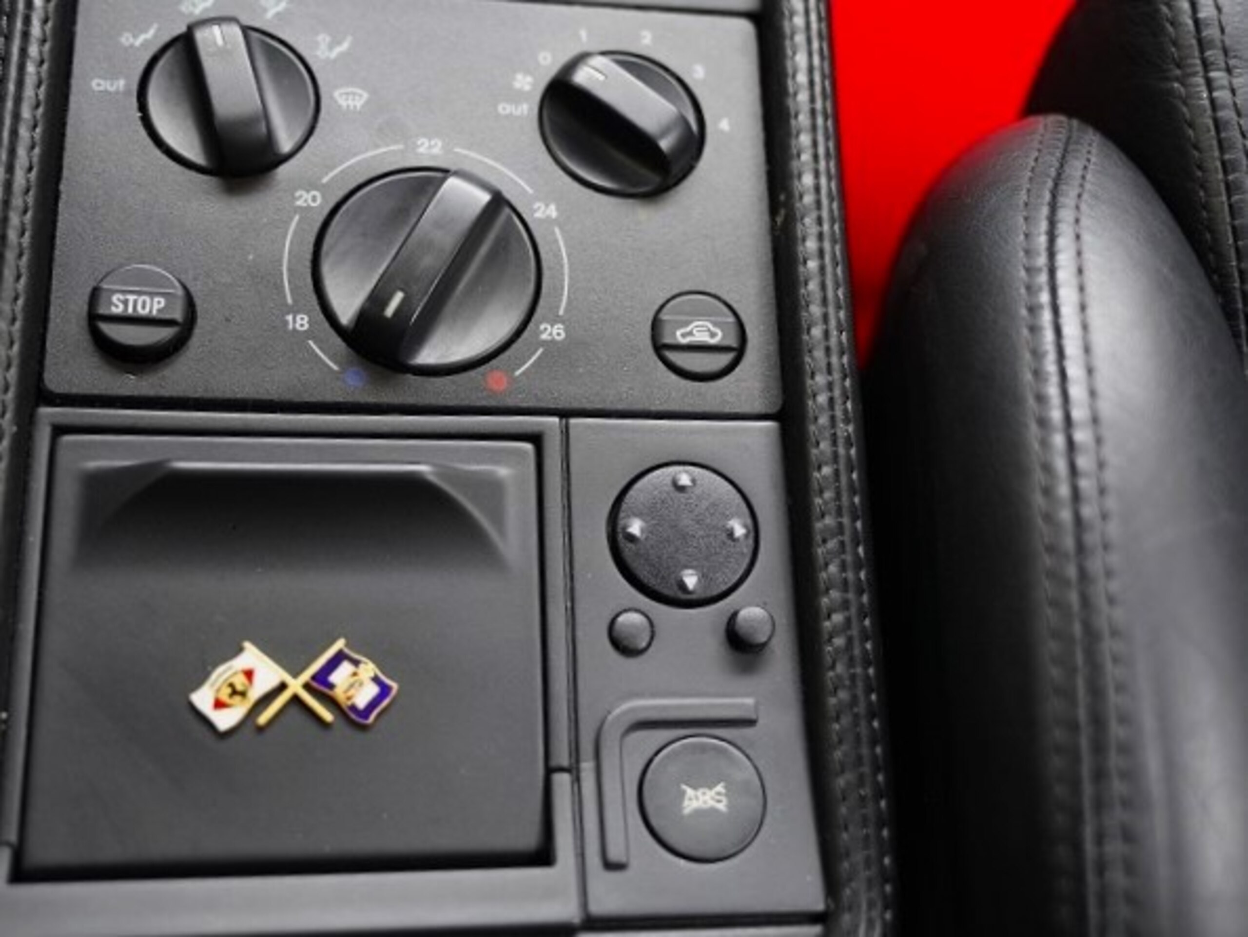 1996 Ferrari F355 Berlinetta — Photo 8 / 16