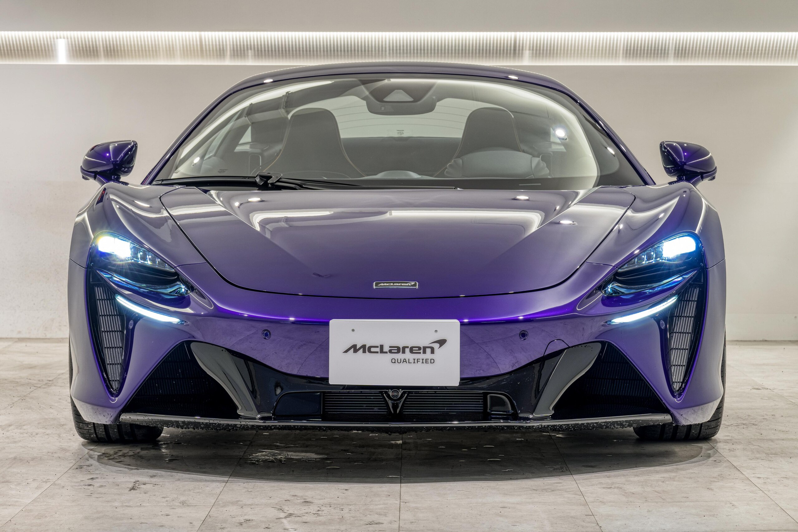 2023 McLaren Artura for sale in Japan