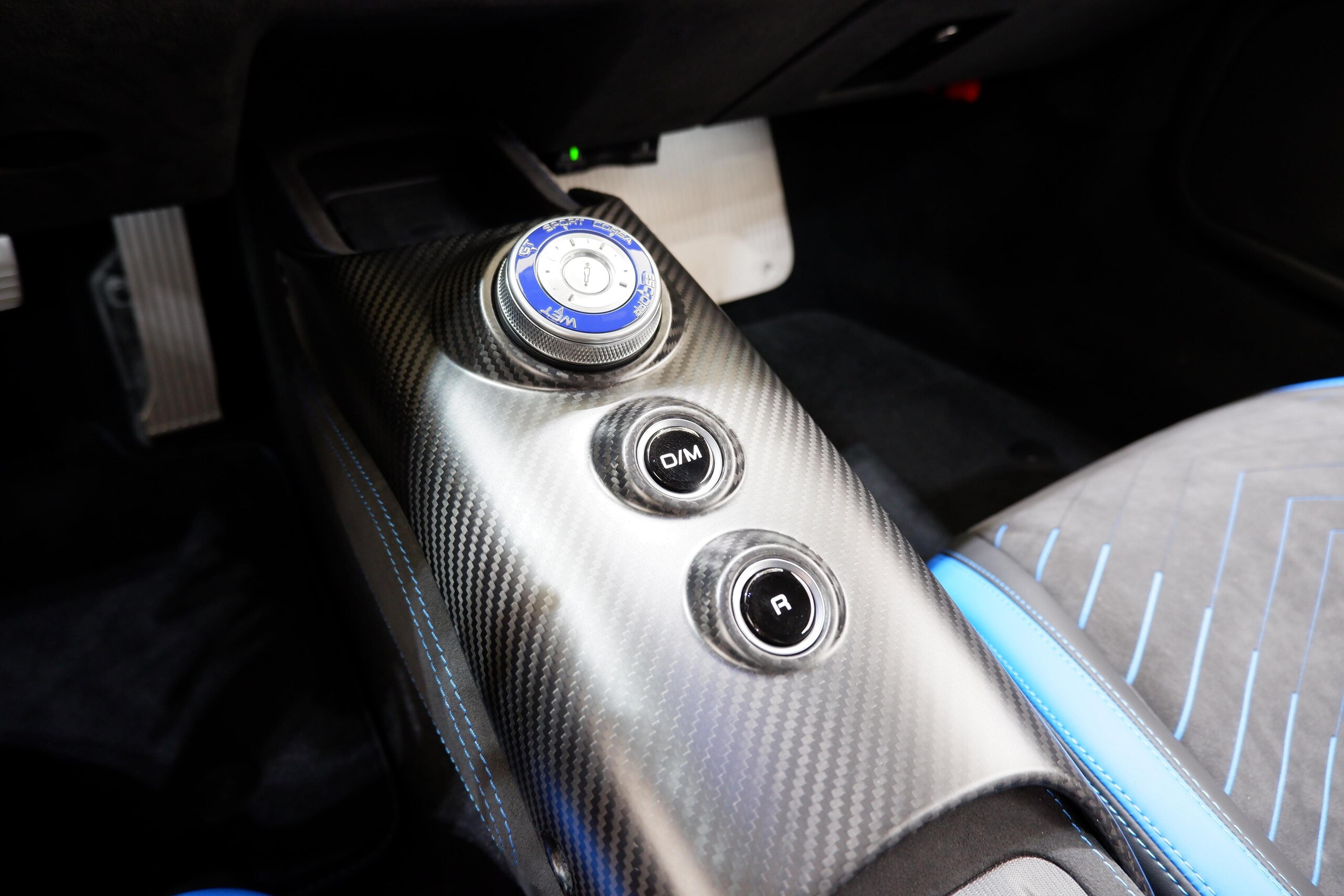 2022 Maserati MC20 — Photo 7 / 15