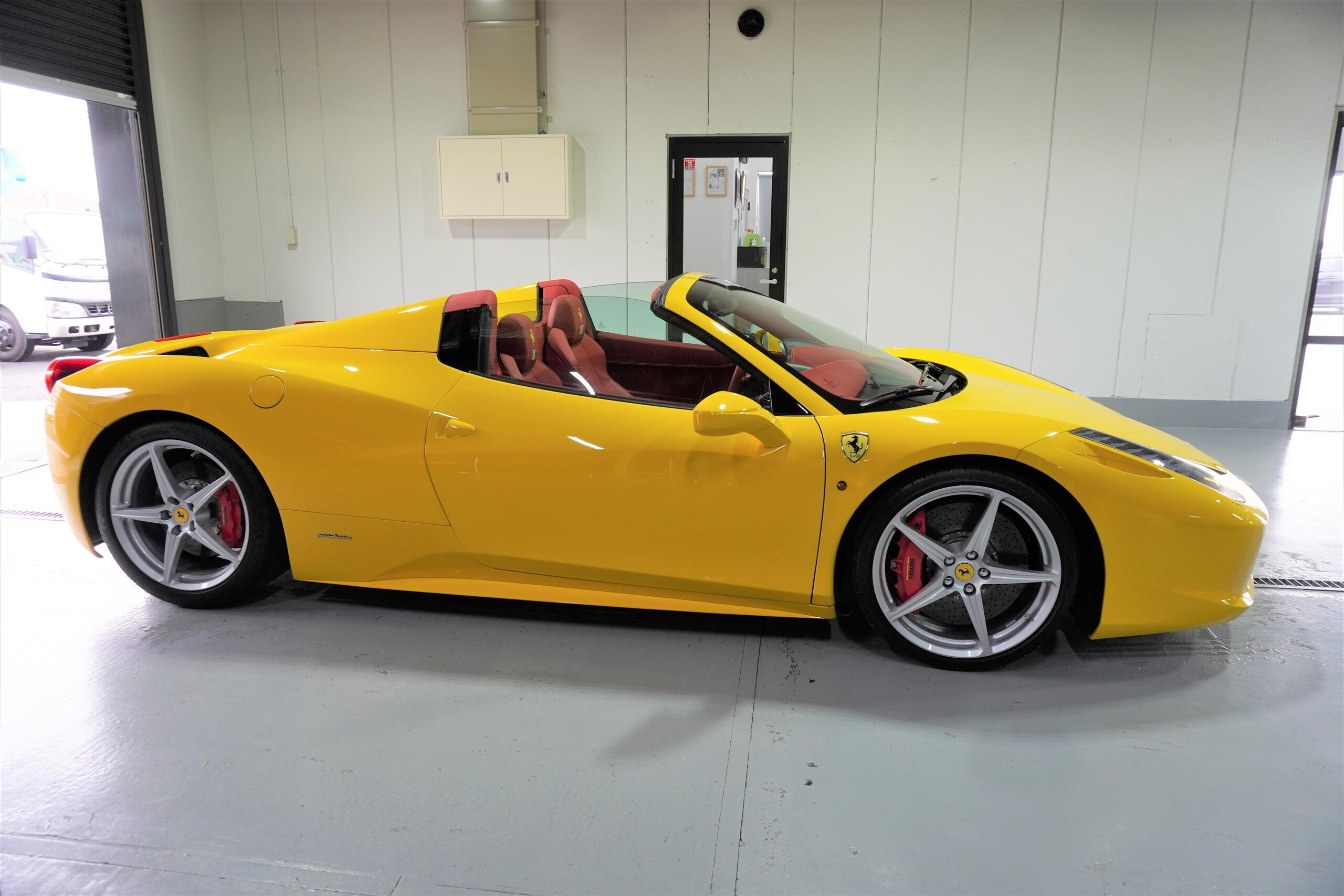 2012 Ferrari 458 Spider — Photo 8 / 15